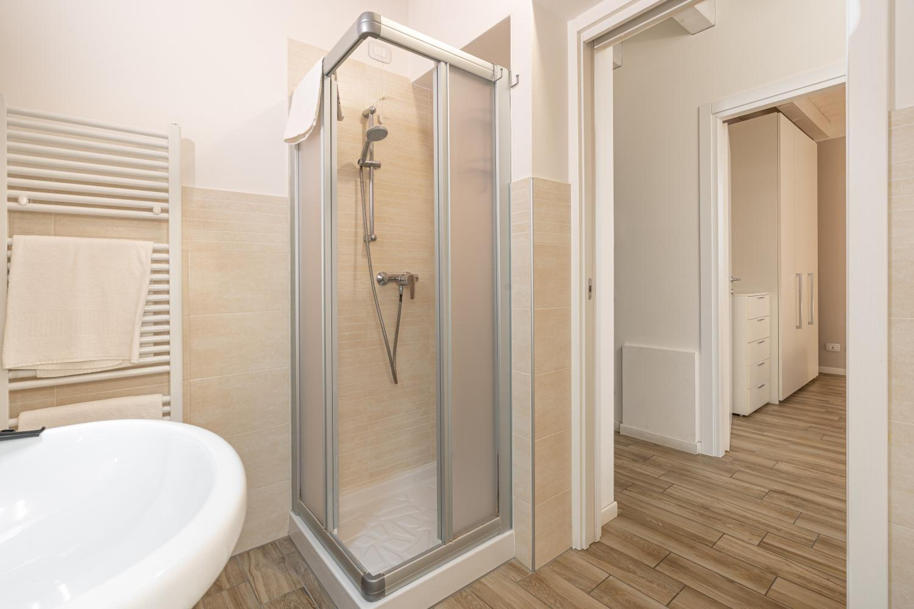 One-Bedroom Apartment - Photo 8