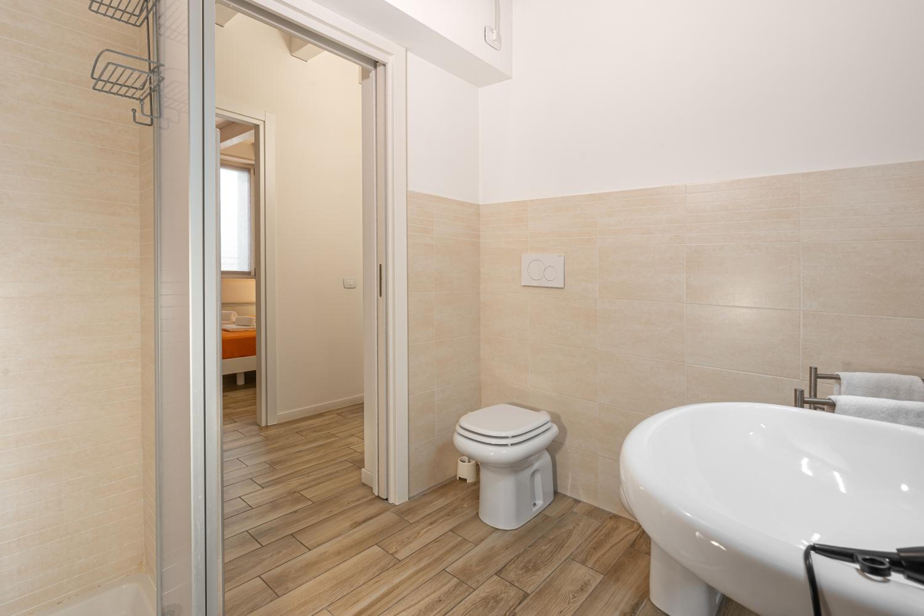 One-Bedroom Apartment - Photo 7