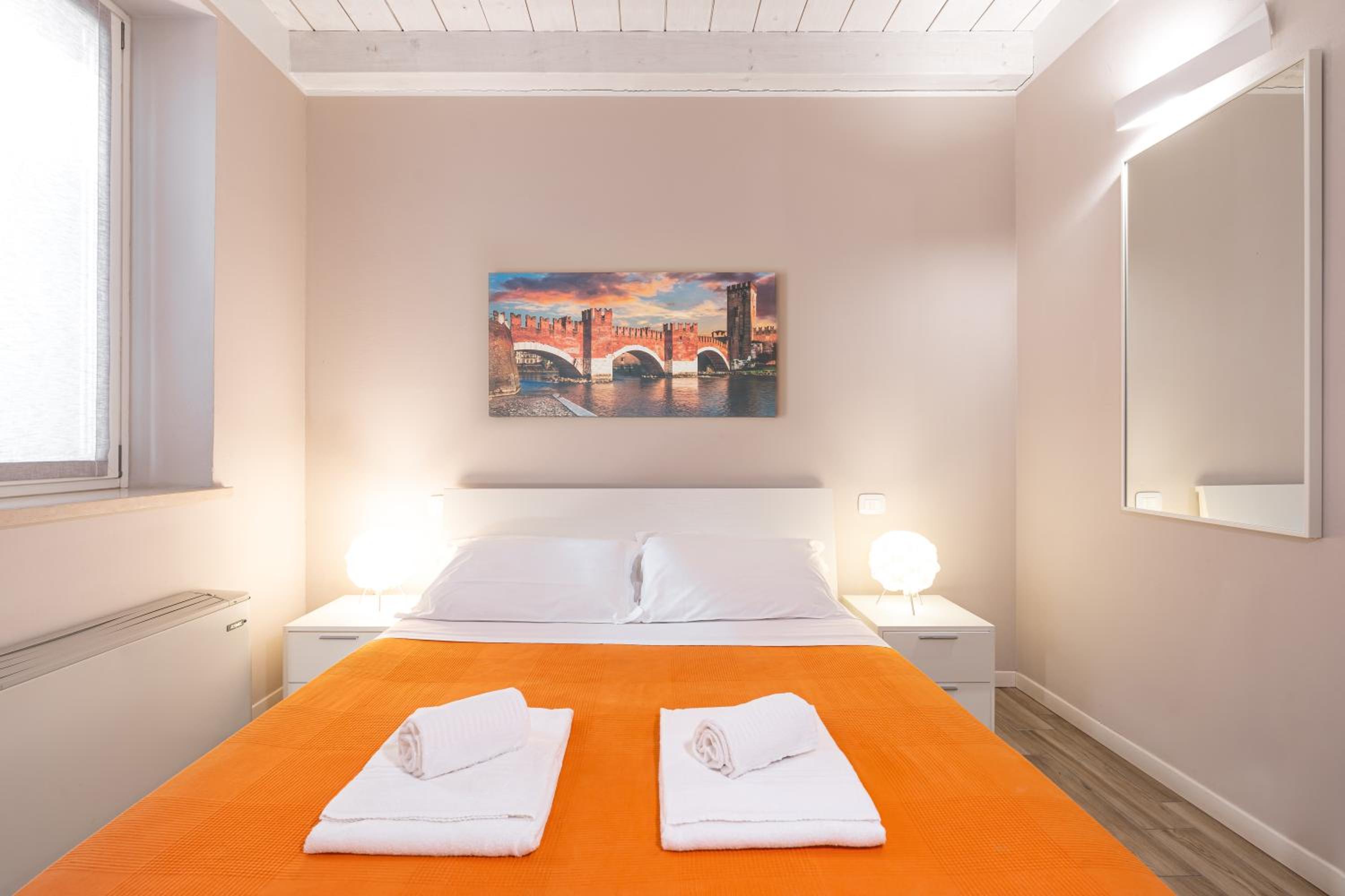 One-Bedroom Apartment - Photo 9