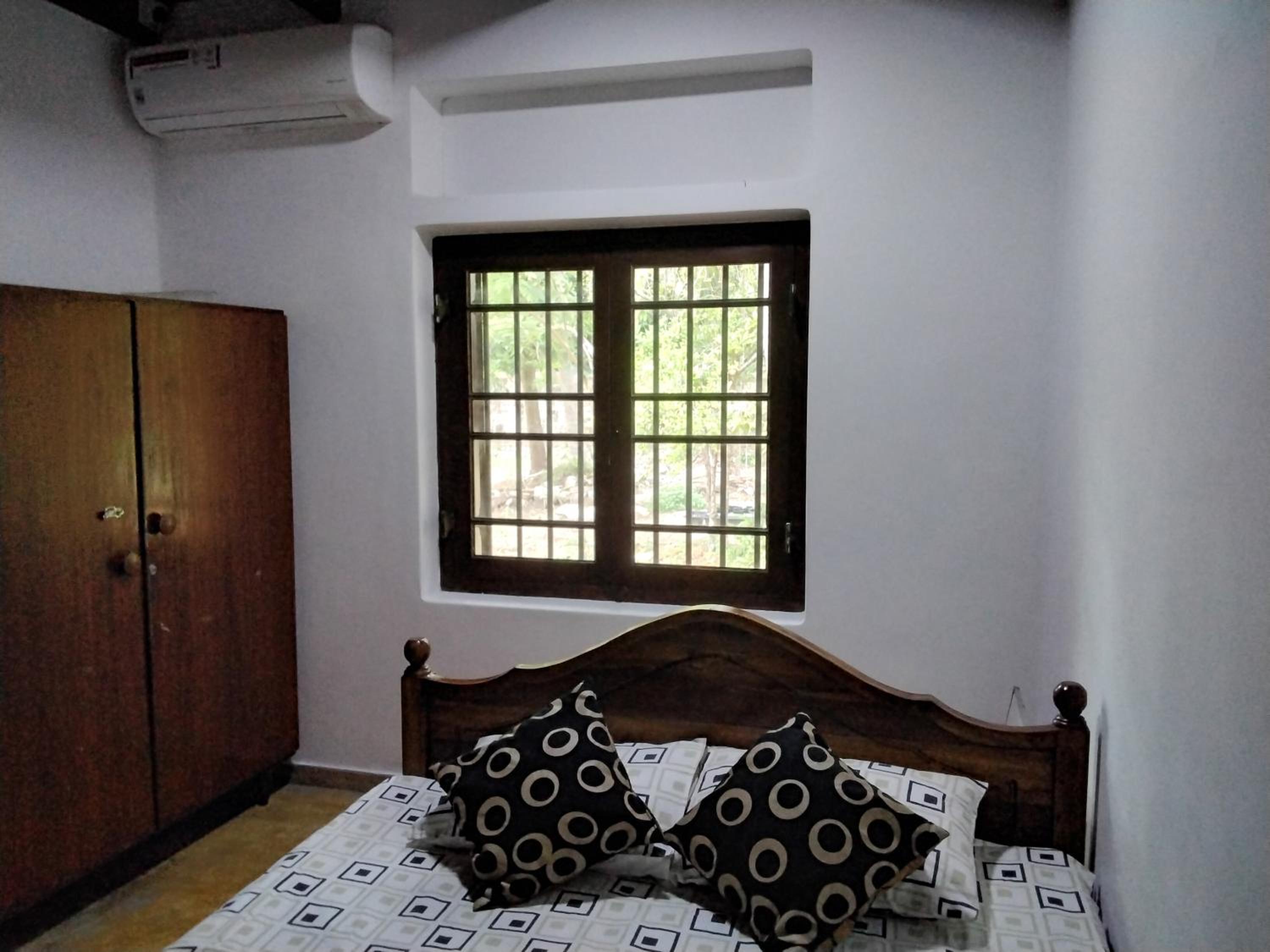 Three-Bedroom Villa photo 1