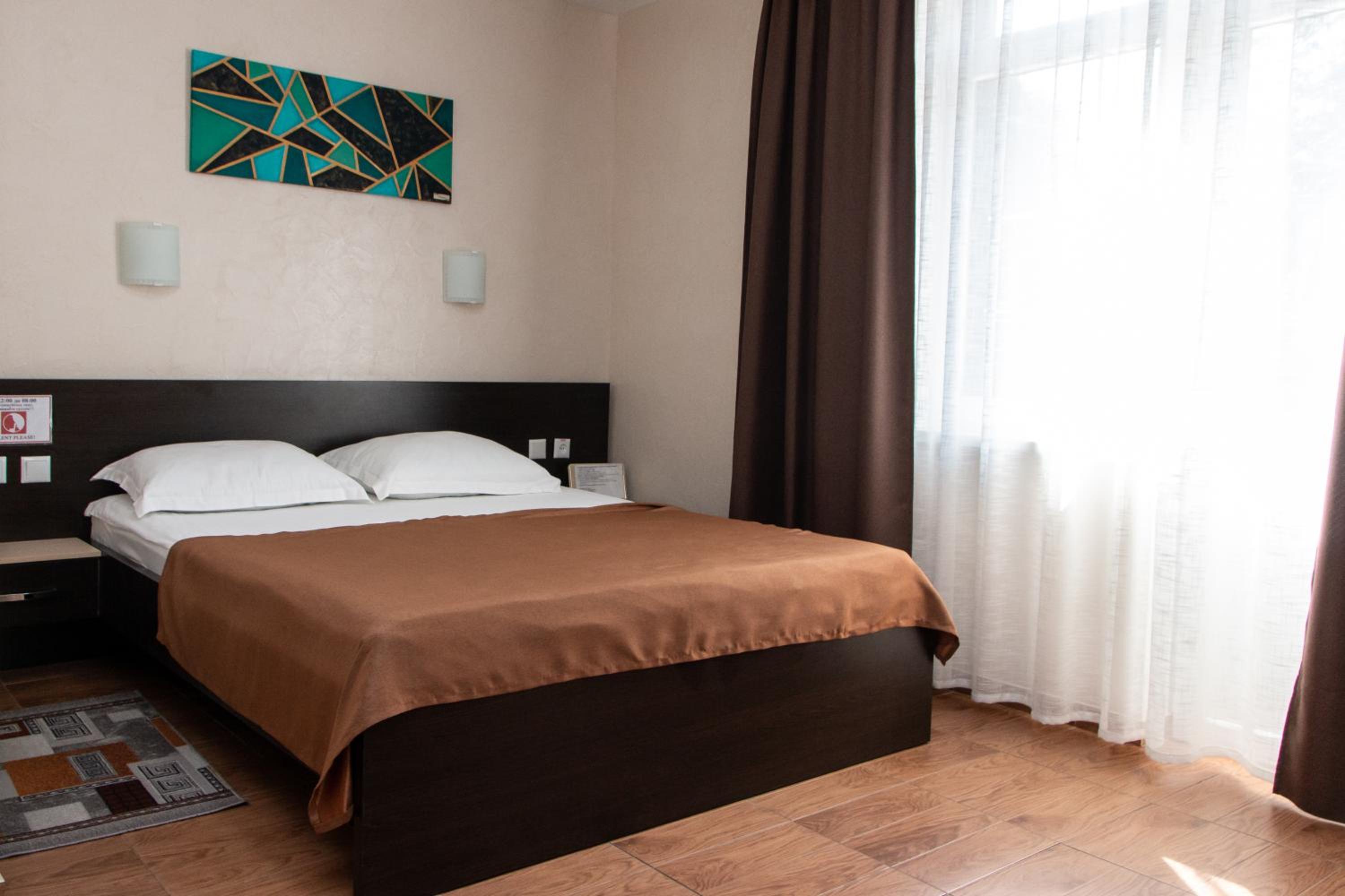 King Suite with Balcony photo 3