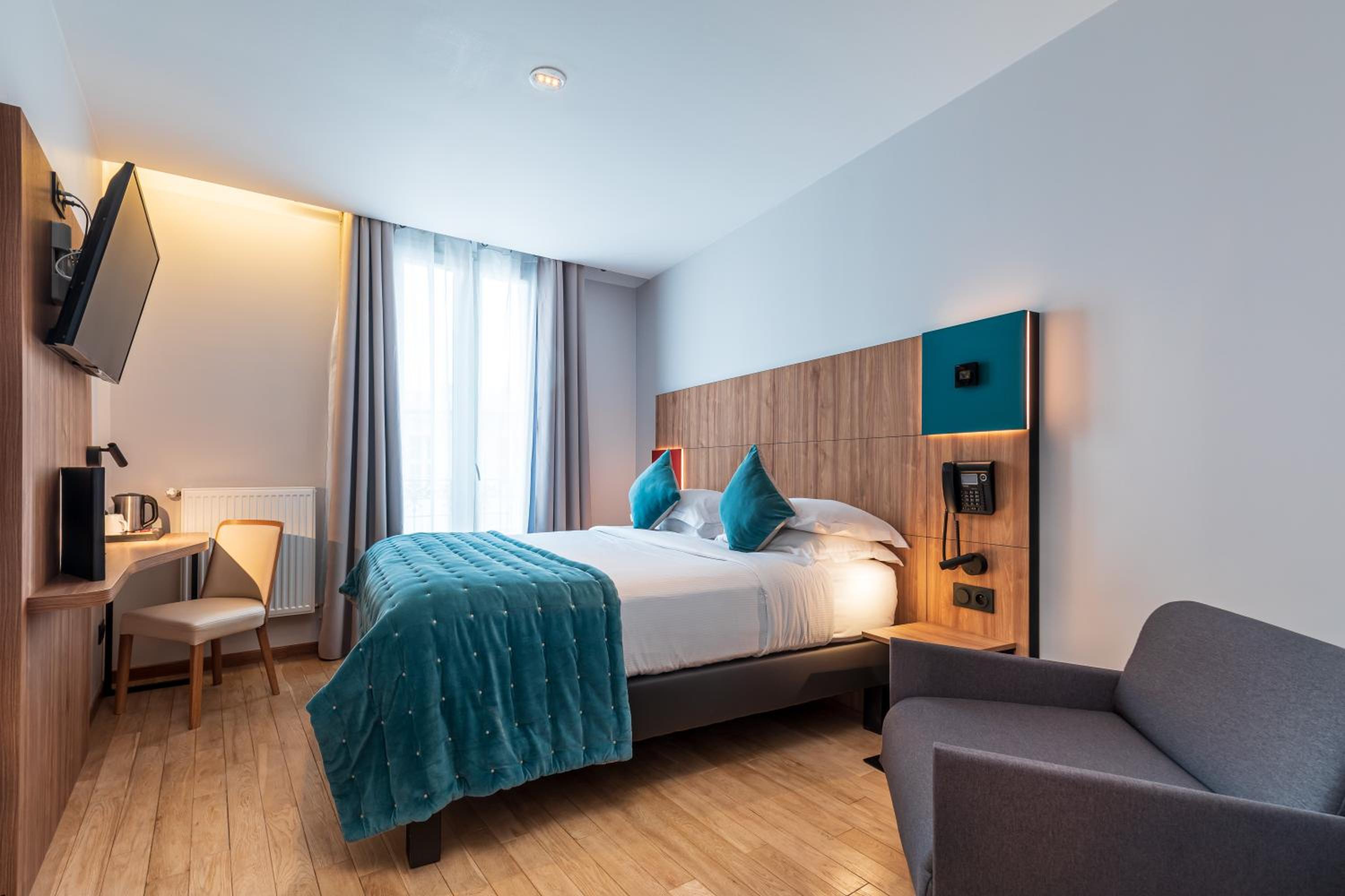 Double Room with Extra Bed photo 1