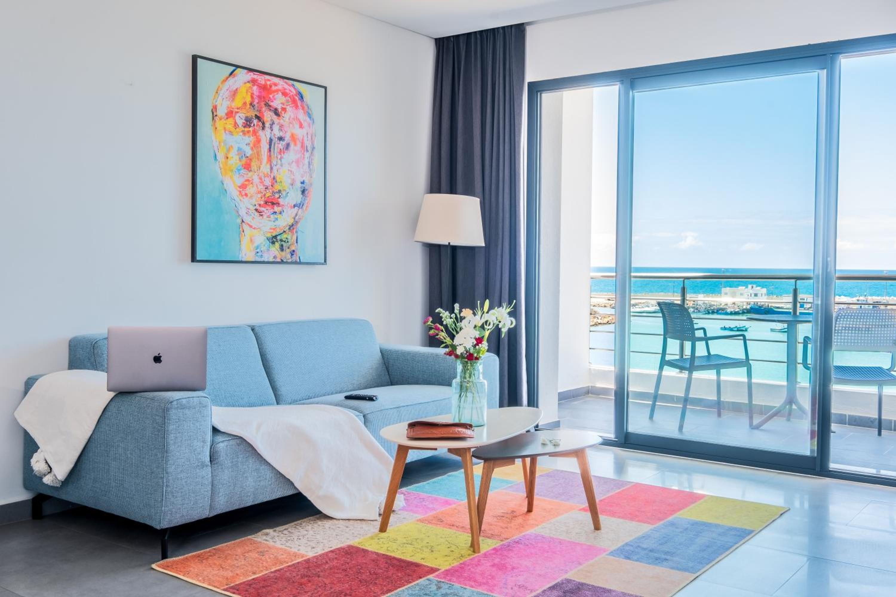 Apartment with Sea View photo 2