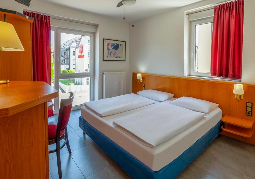 Classic Double Room - Photo 1