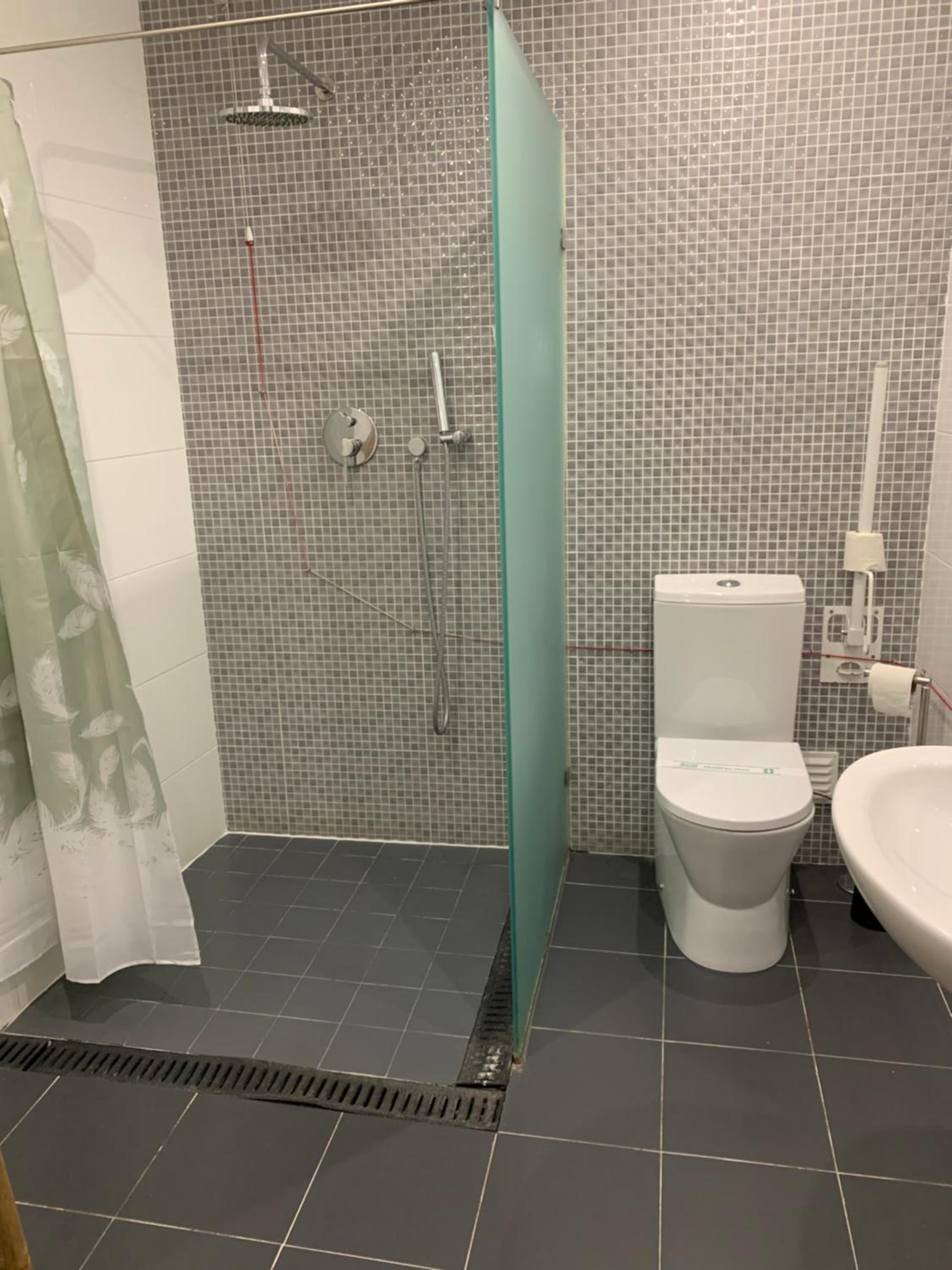Double Room - Disability Access photo 2