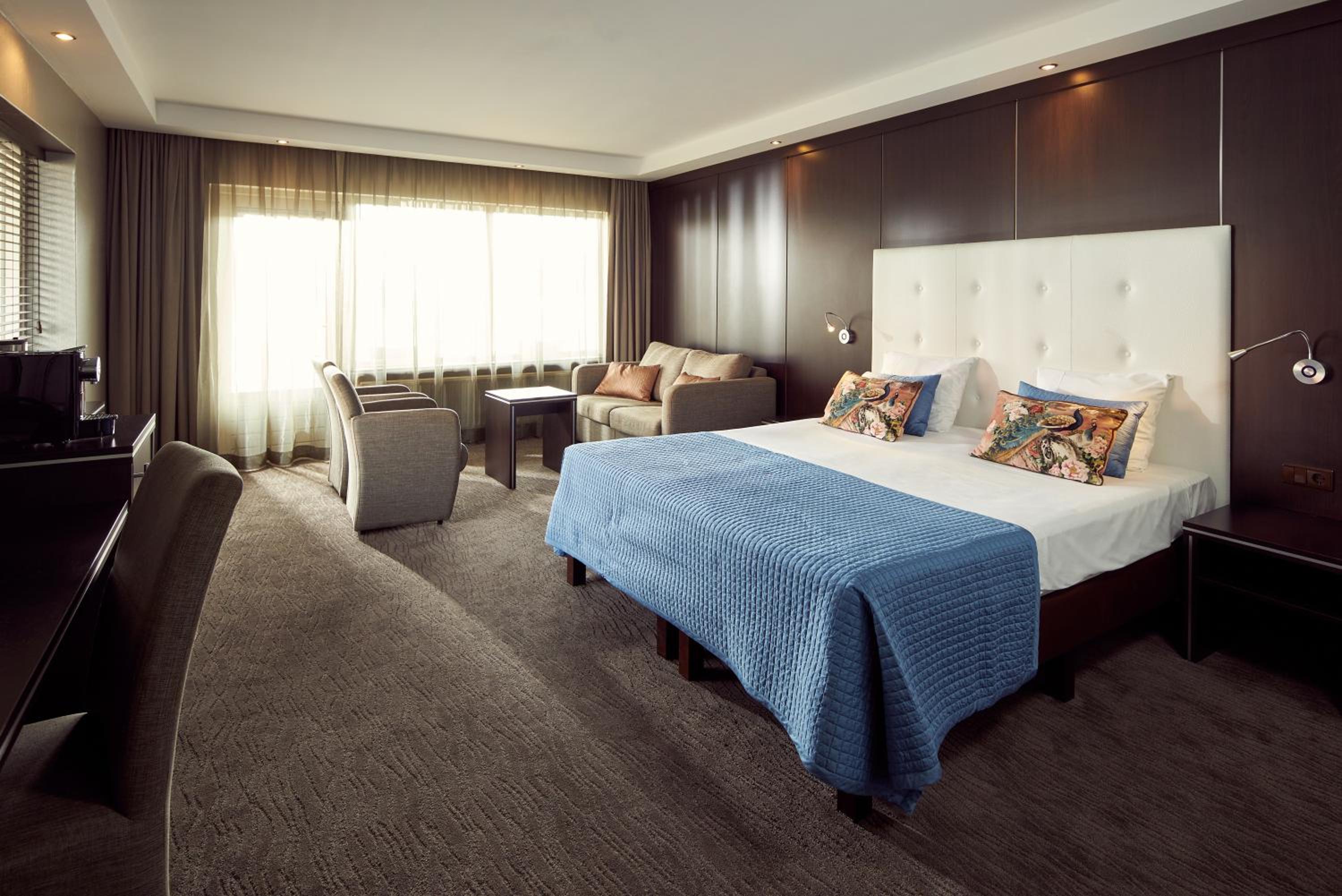 Comfort Twin Room with Private Bathroom