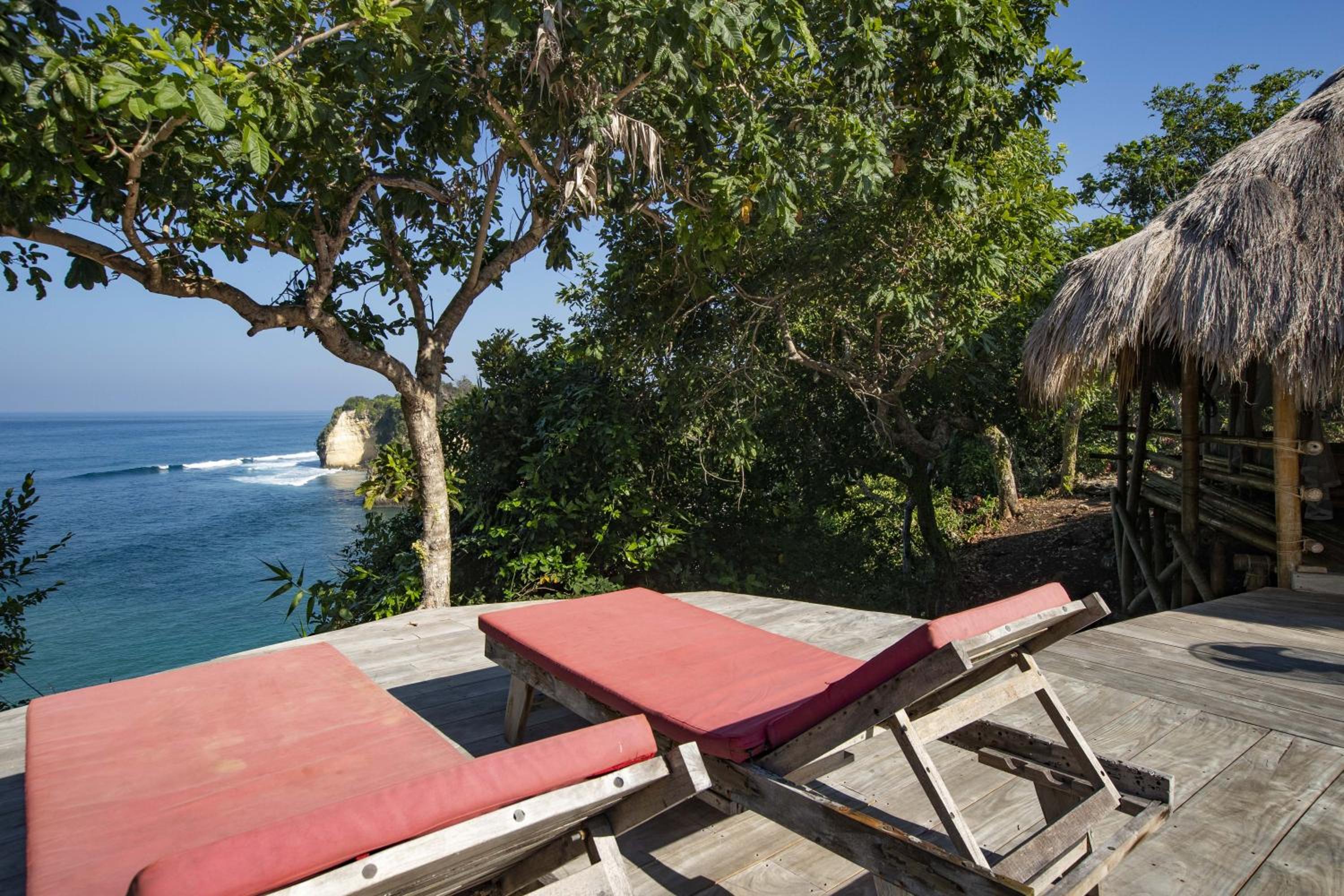 Bungalow with Sea View photo 2