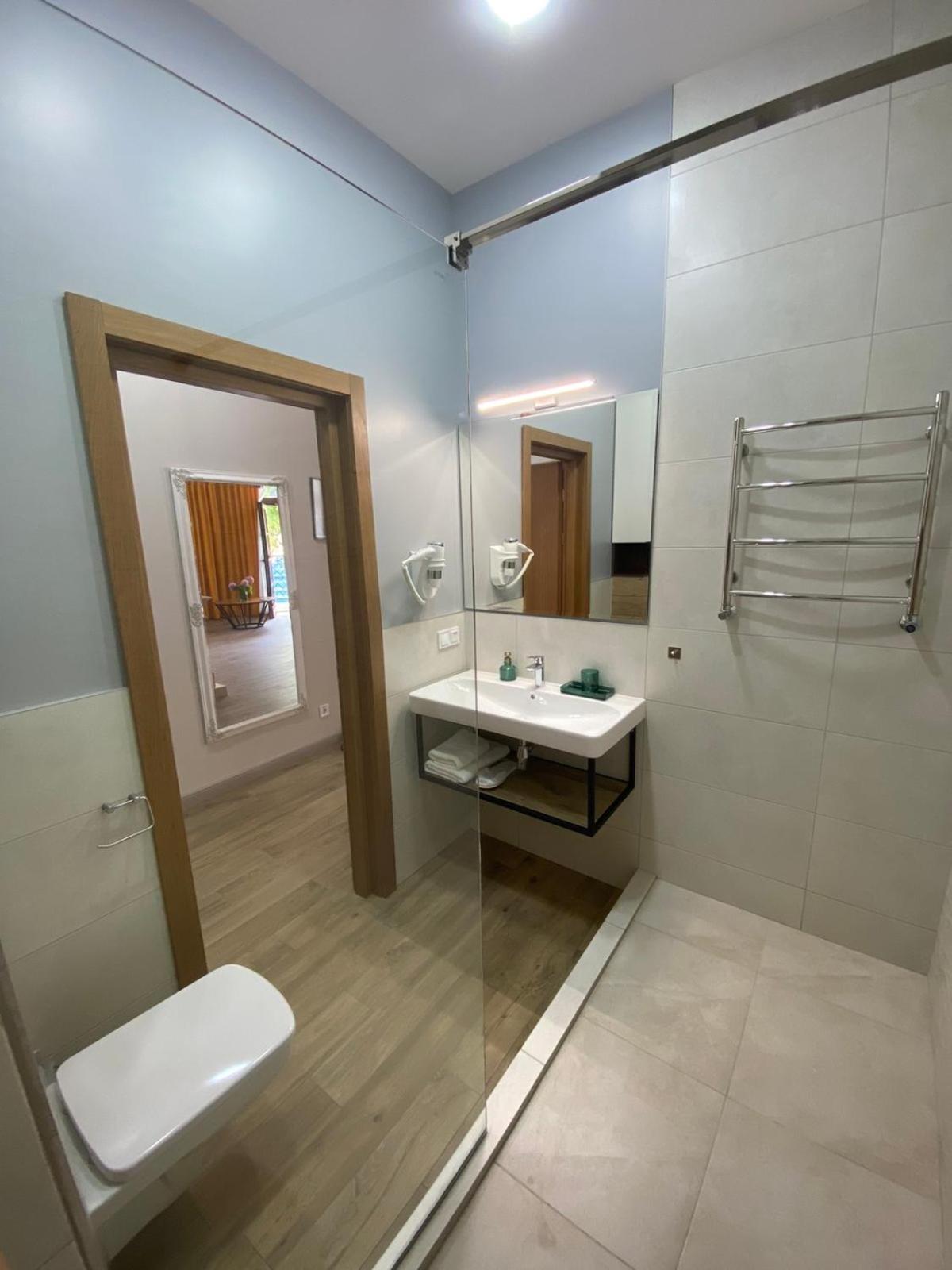 Suite with Balcony photo 2