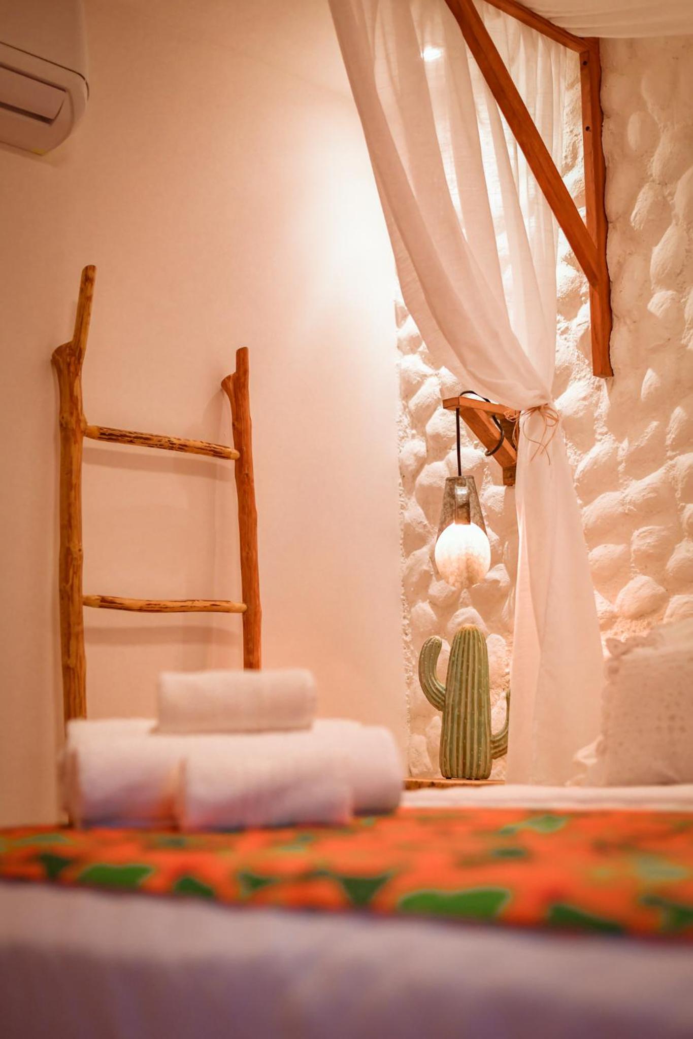 Double Room - Photo 4