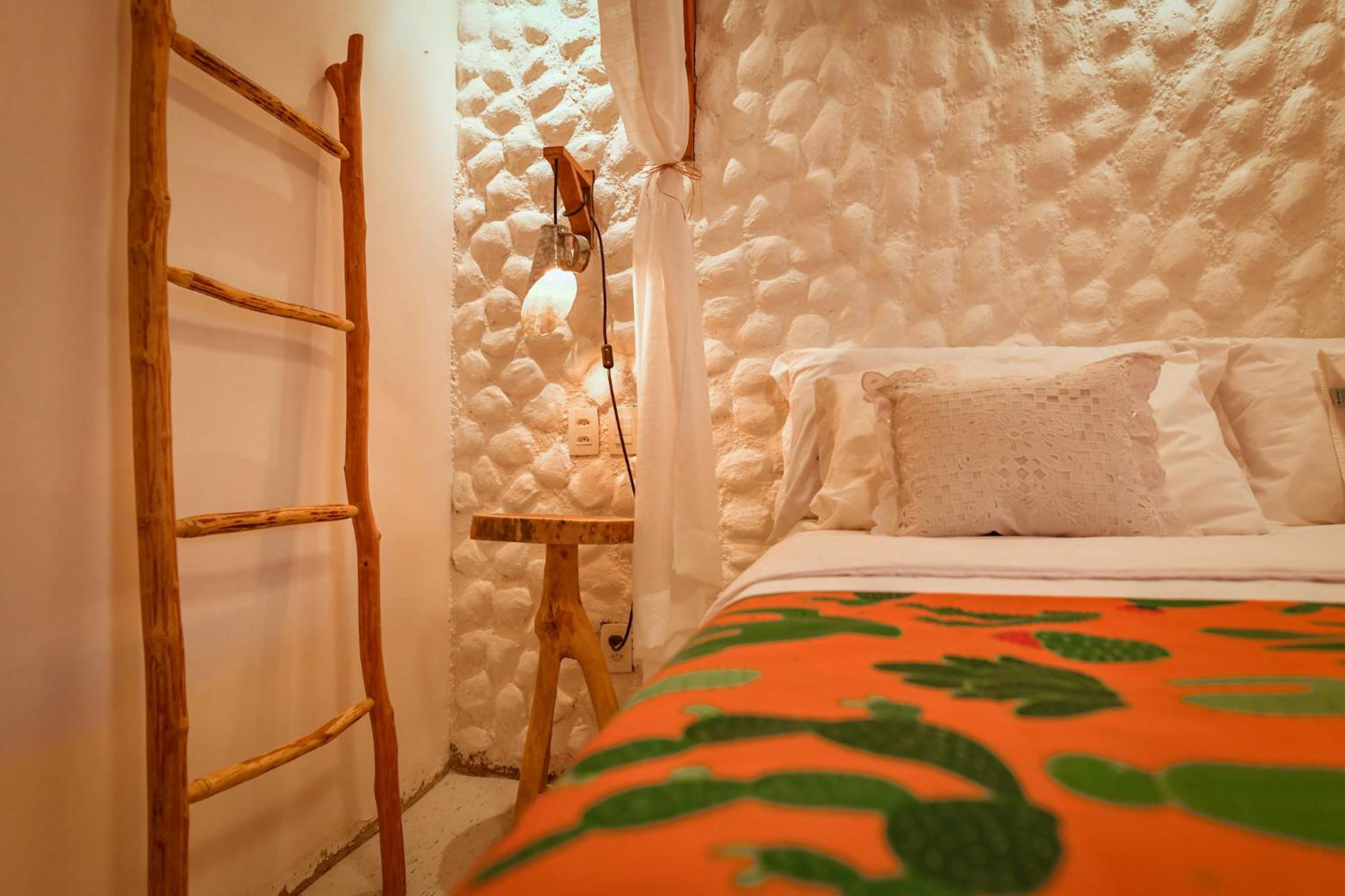 Double Room - Photo 12