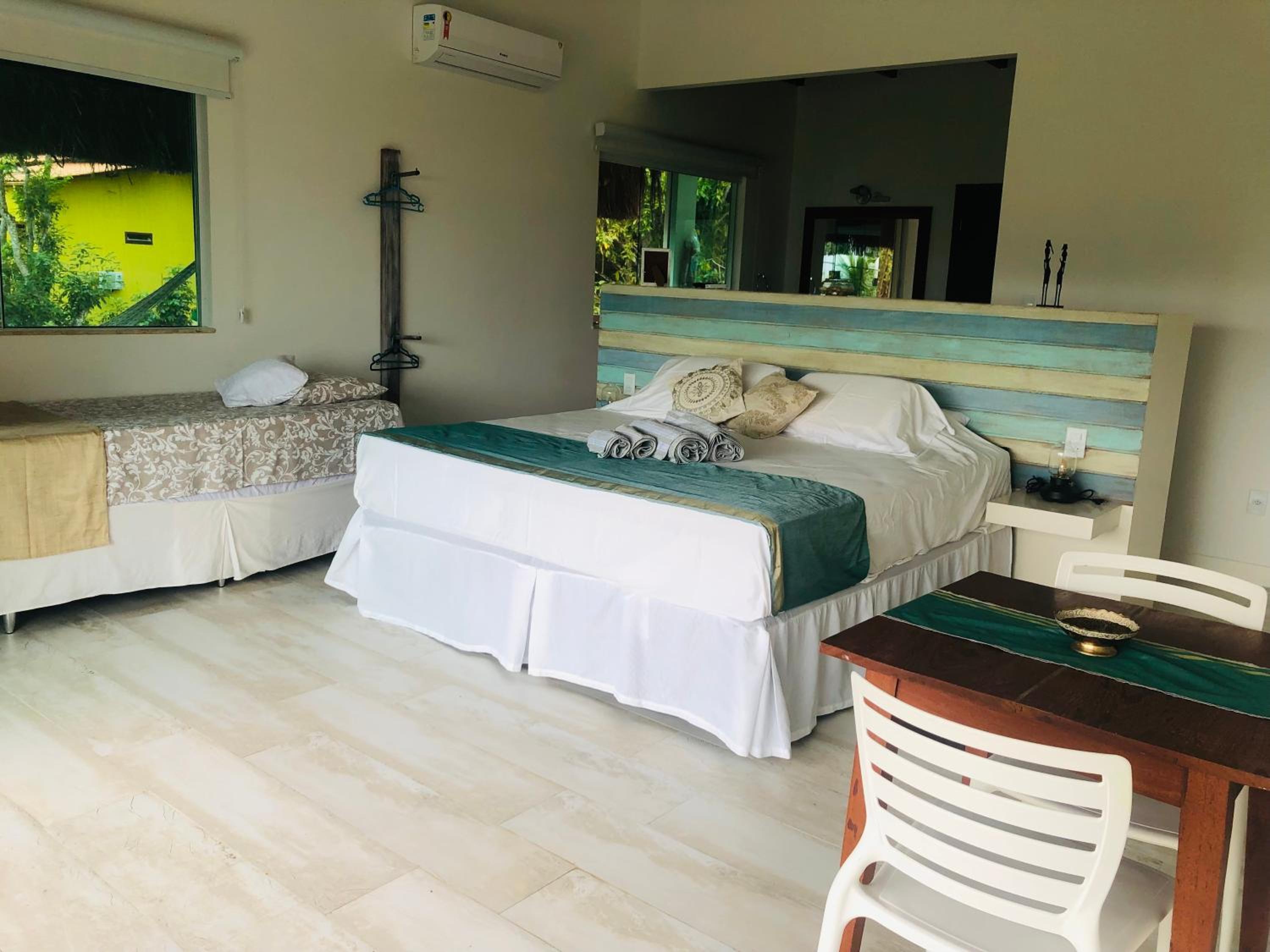 Deluxe Suite with Sea View photo 2