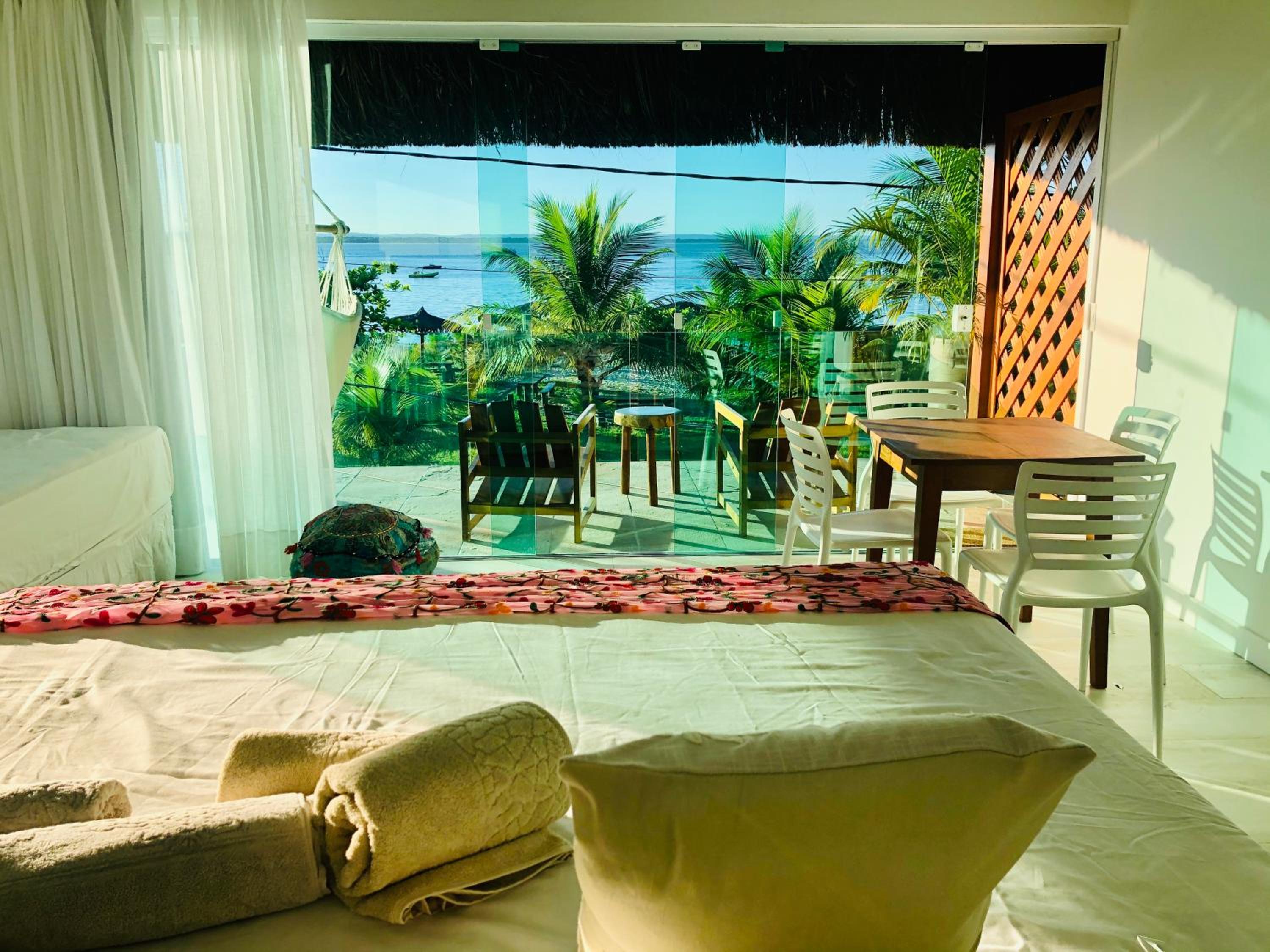 Deluxe Suite with Sea View photo 2