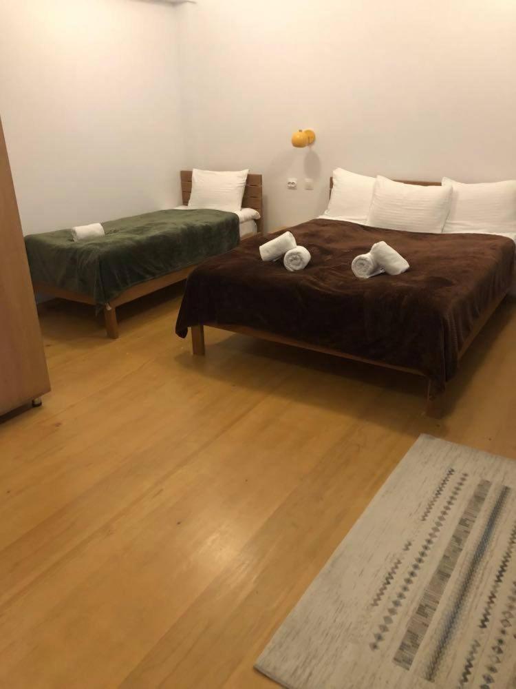 Family Suite with Balcony - Photo 4