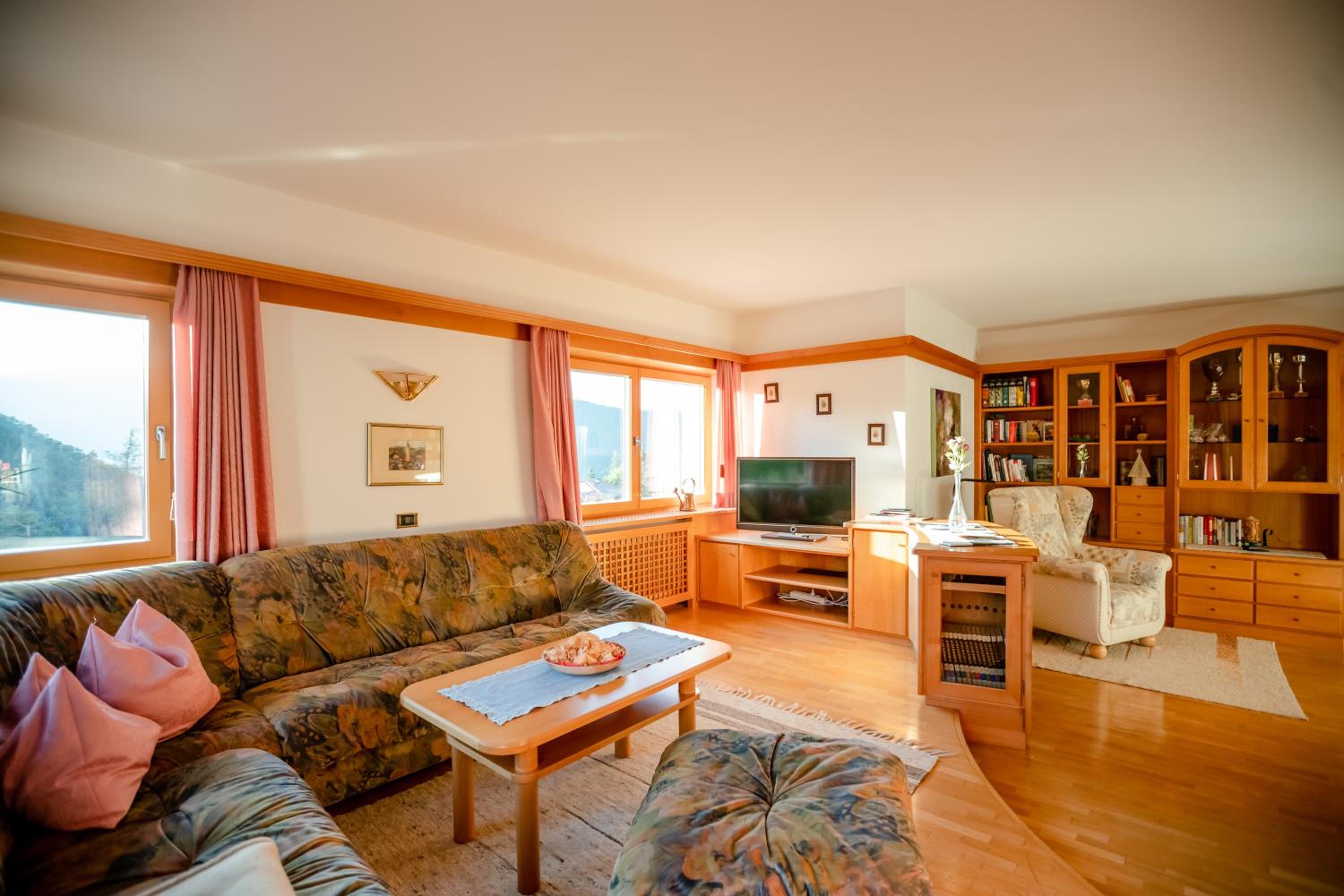 Deluxe Two-Bedroom Apartment