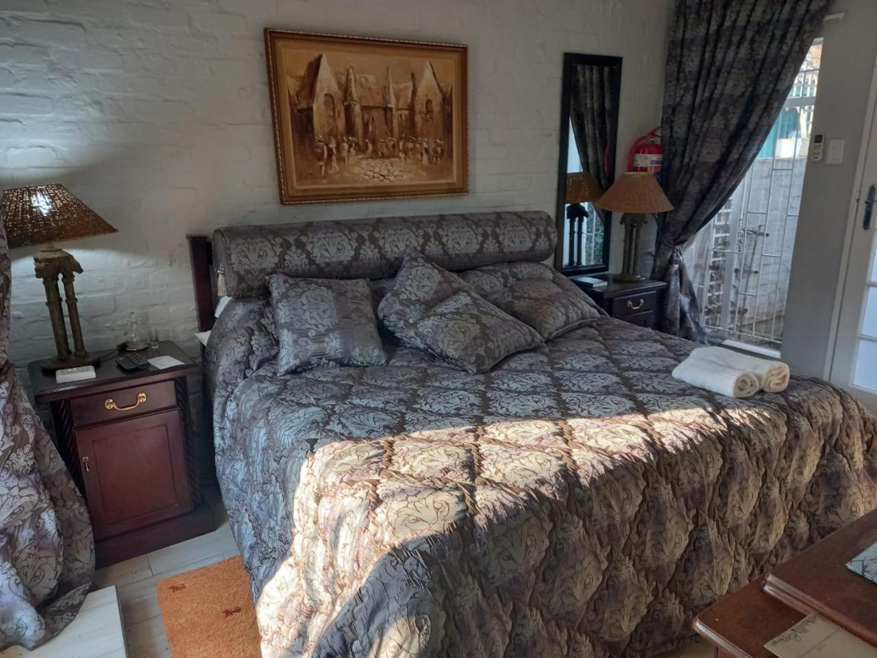 King Room with Garden View - Photo 3
