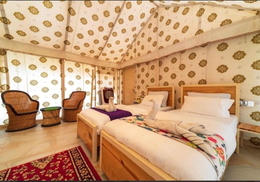 Deluxe King Room photo 1
