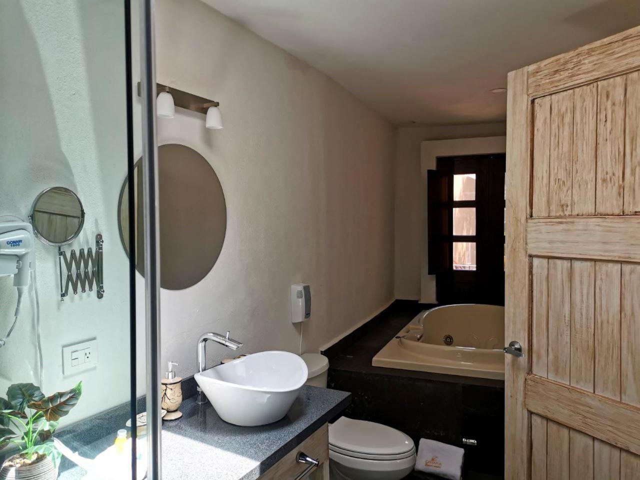 Premium Quadruple Room - Photo 6