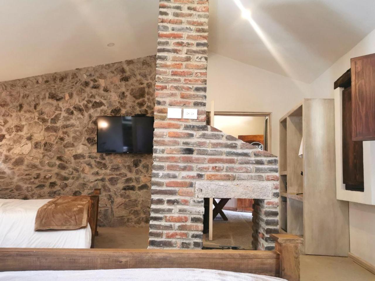 Premium Quadruple Room - Photo 9