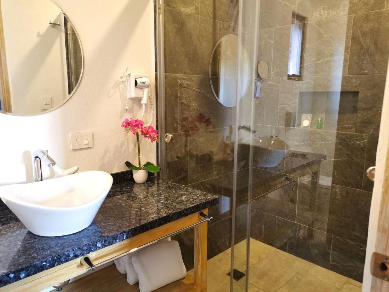 Deluxe Double Room - Photo 2