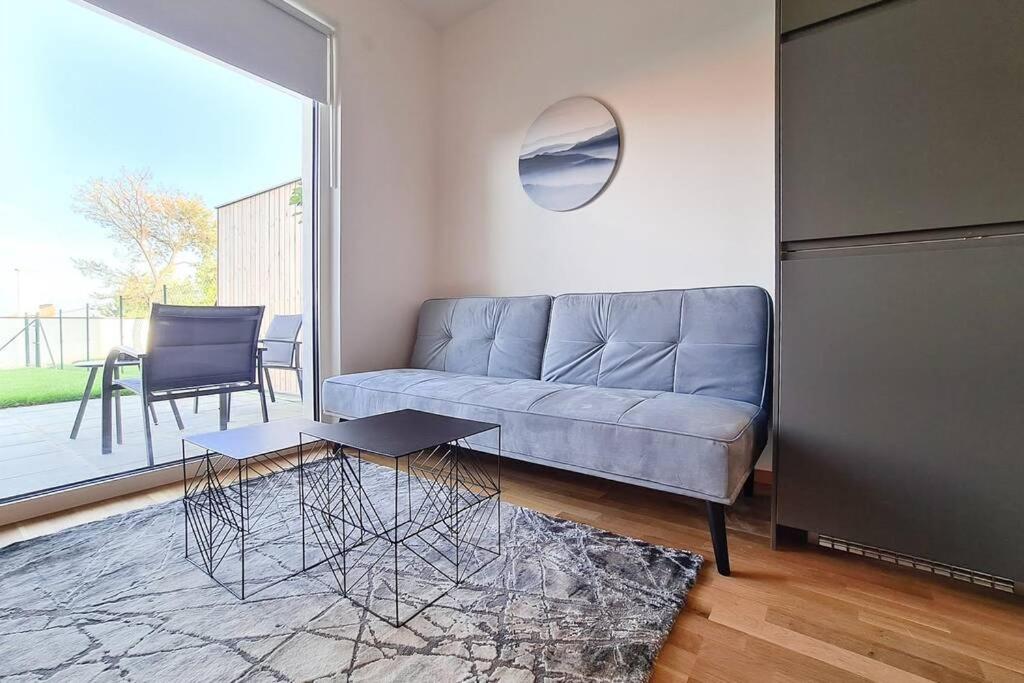 One-Bedroom Apartment - Photo 1