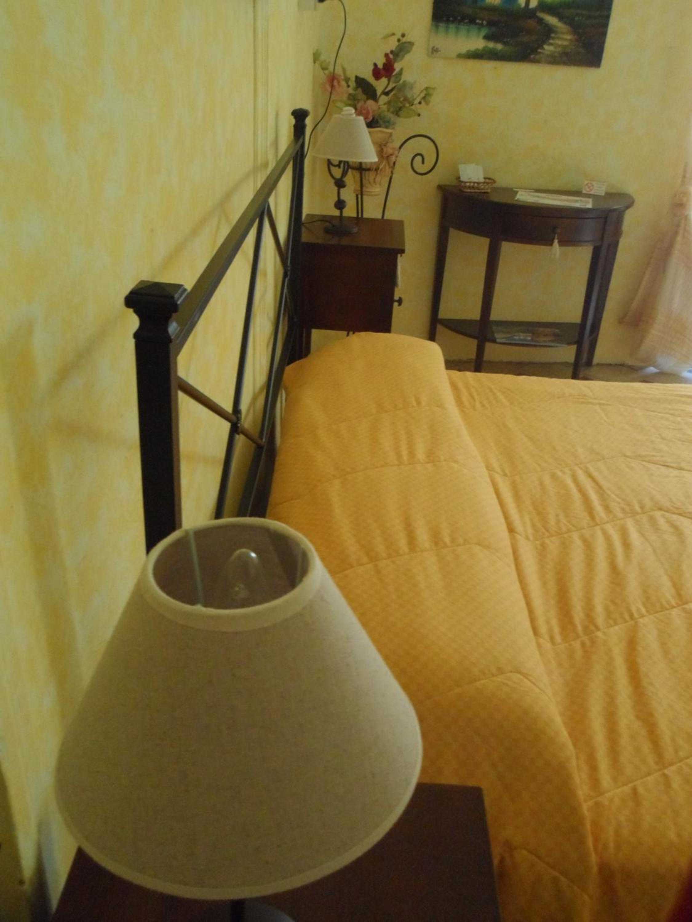 Triple Room with Shared Bathroom photo 1