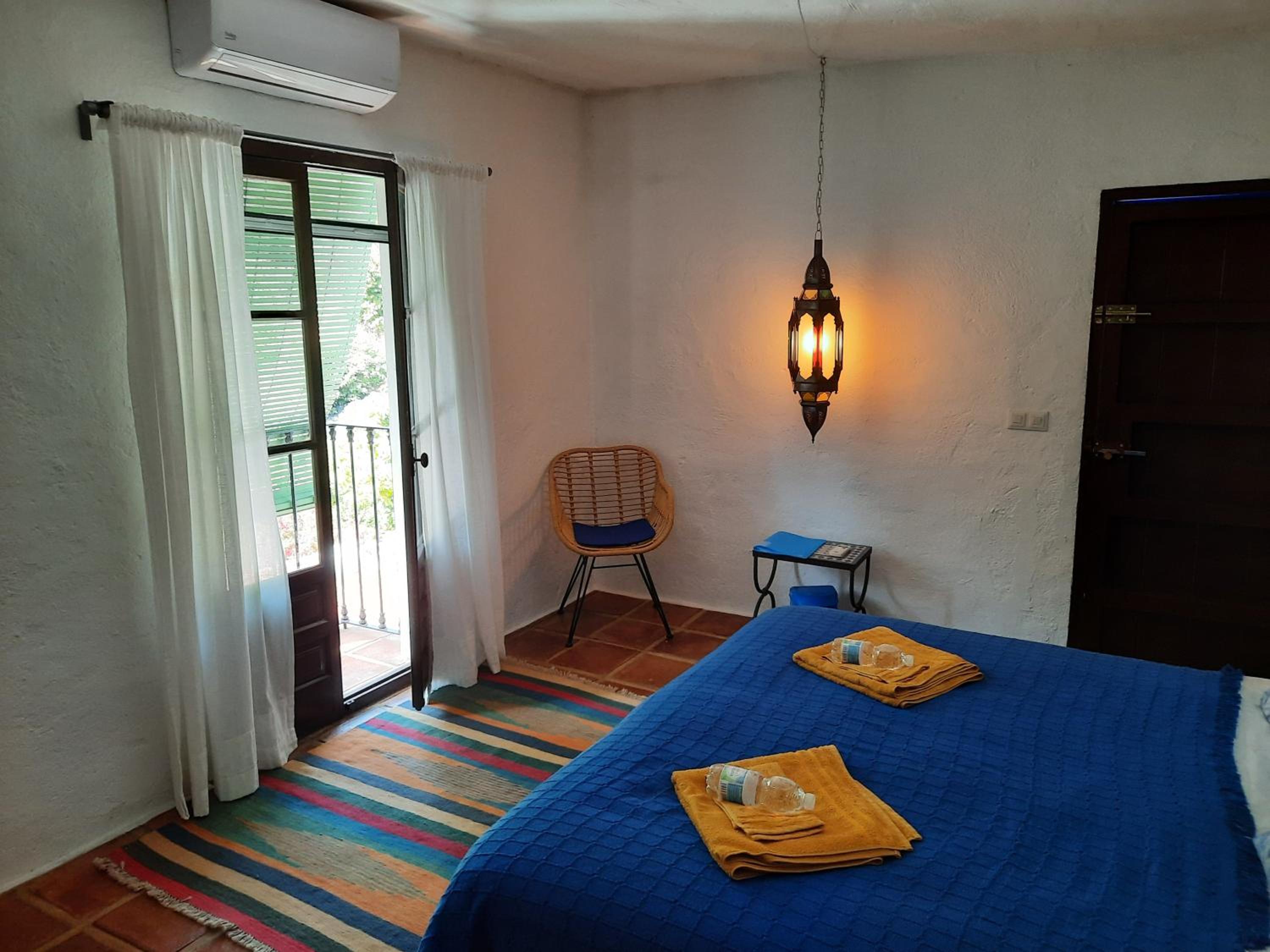 Double Room with Mountain View - Photo 1