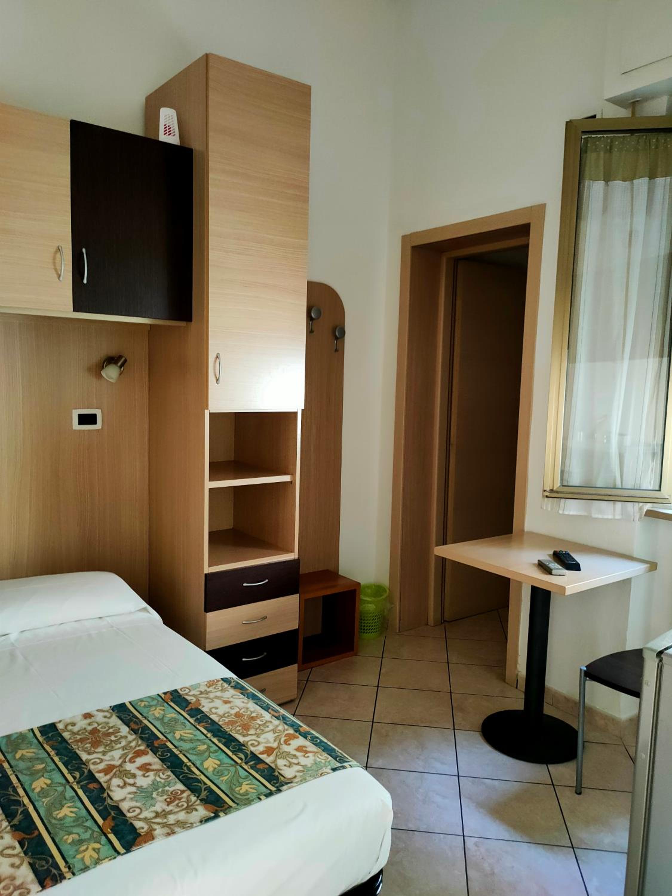 Double or Twin Room photo 1