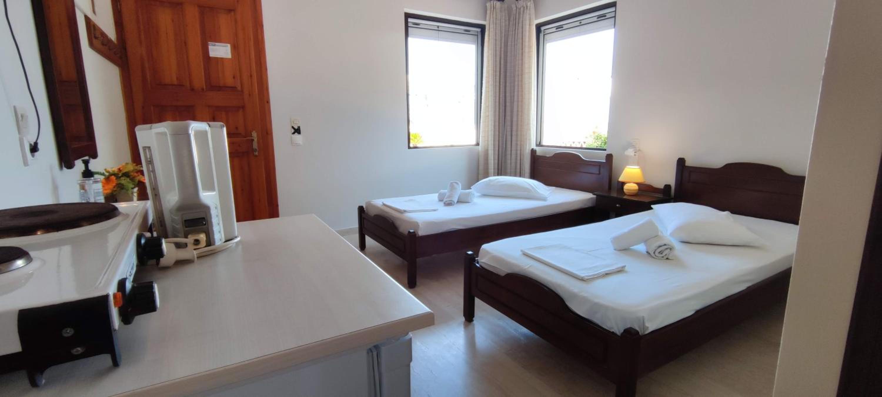Studio (2 Adults)