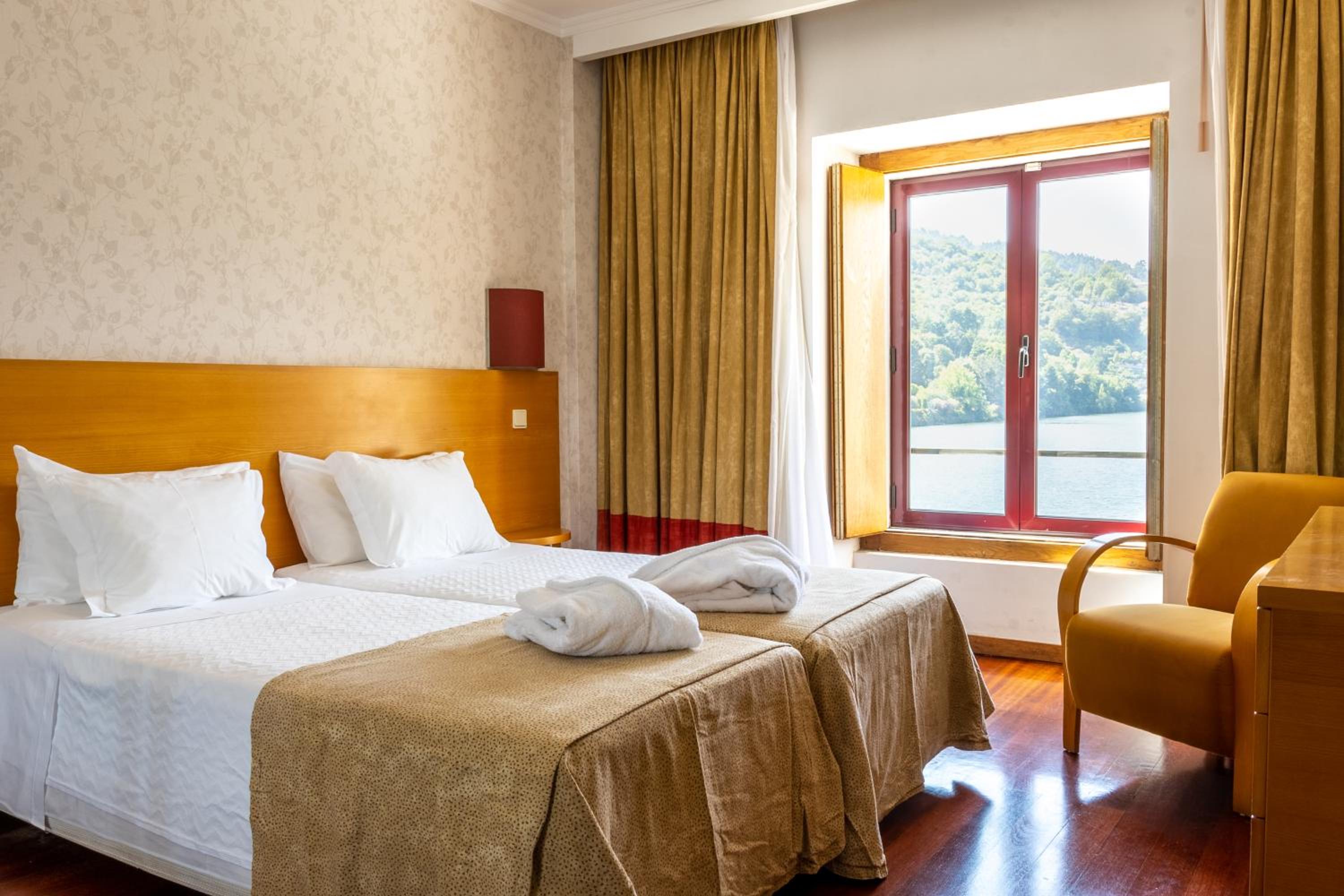 Twin Room with Extra Bed
