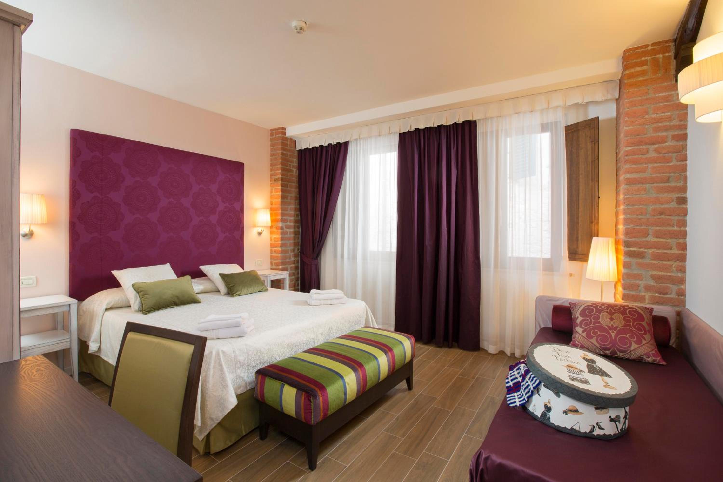 Superior Double or Twin Room with No View