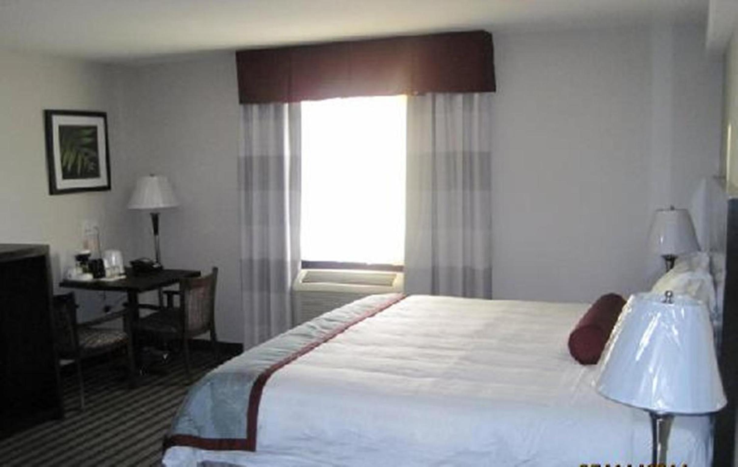 King Room - Disability Access/Non-Smoking - Photo 1
