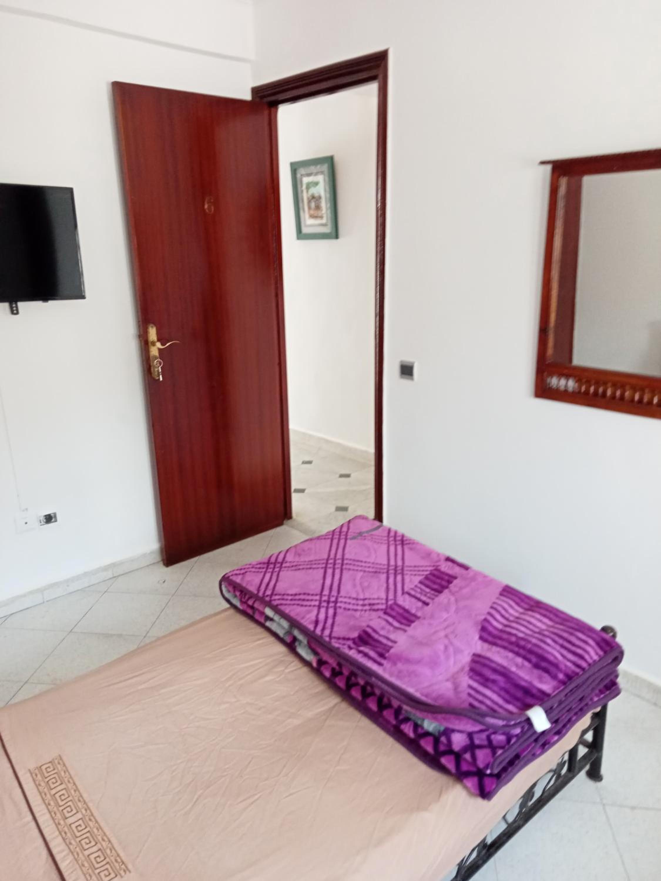 Double Room with Private Bathroom - Photo 1