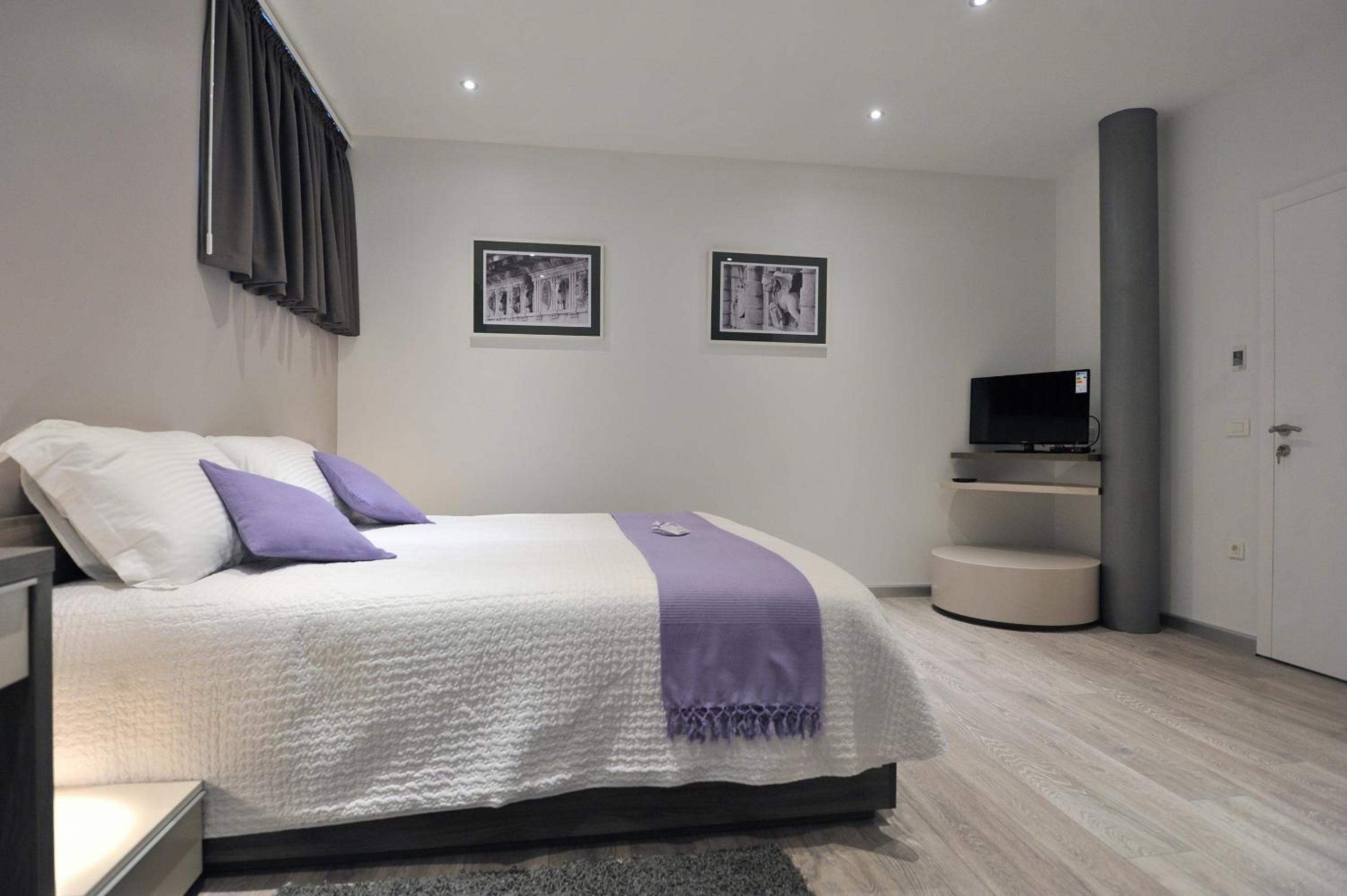 Comfort Double Room - Photo 7