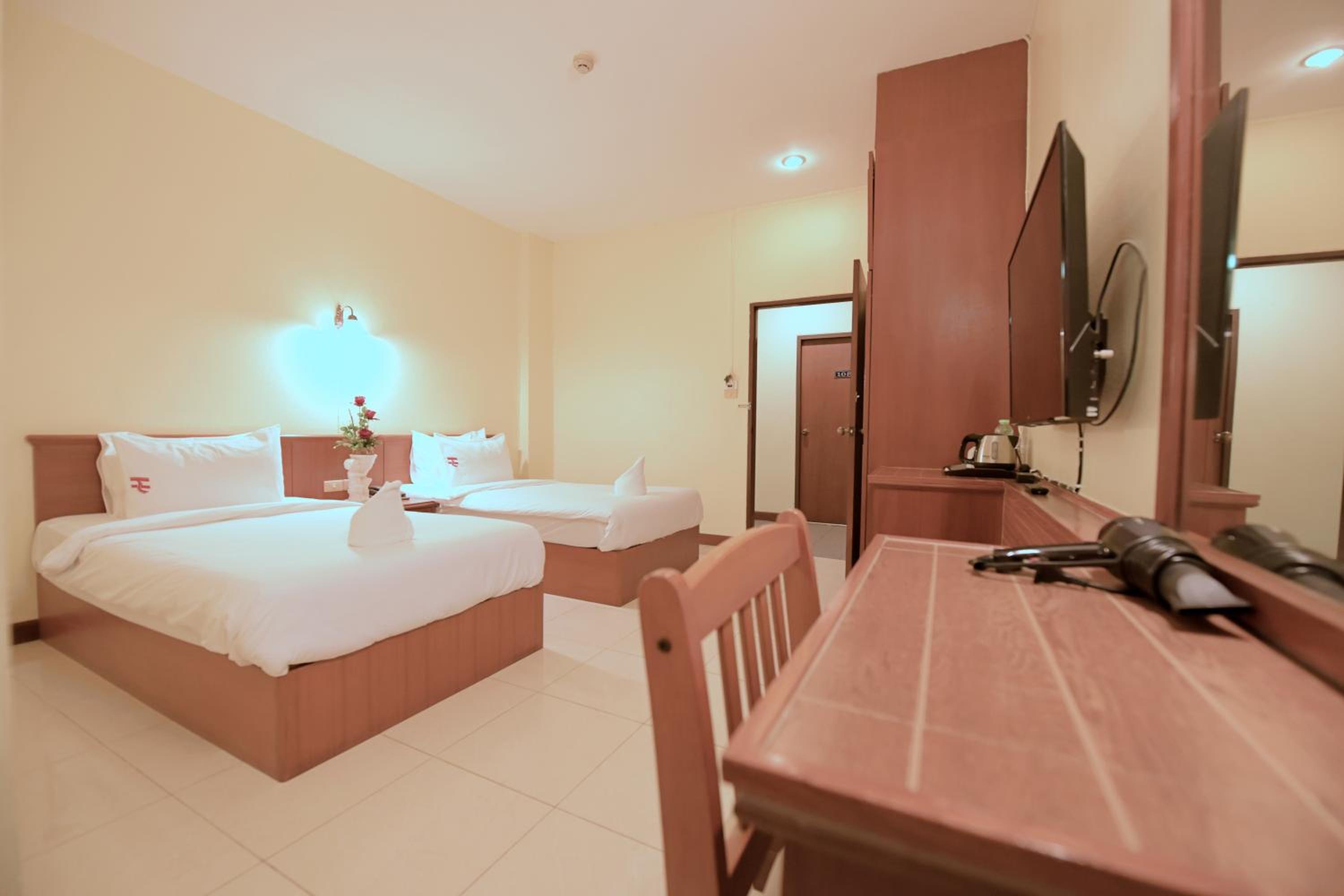 Deluxe Family Room