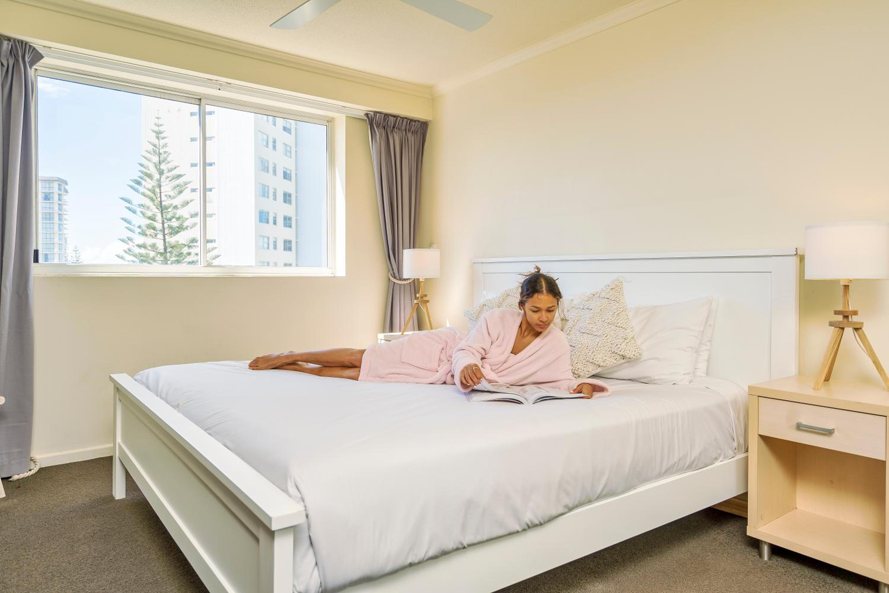 Standard One-Bedroom Suite - Photo 7