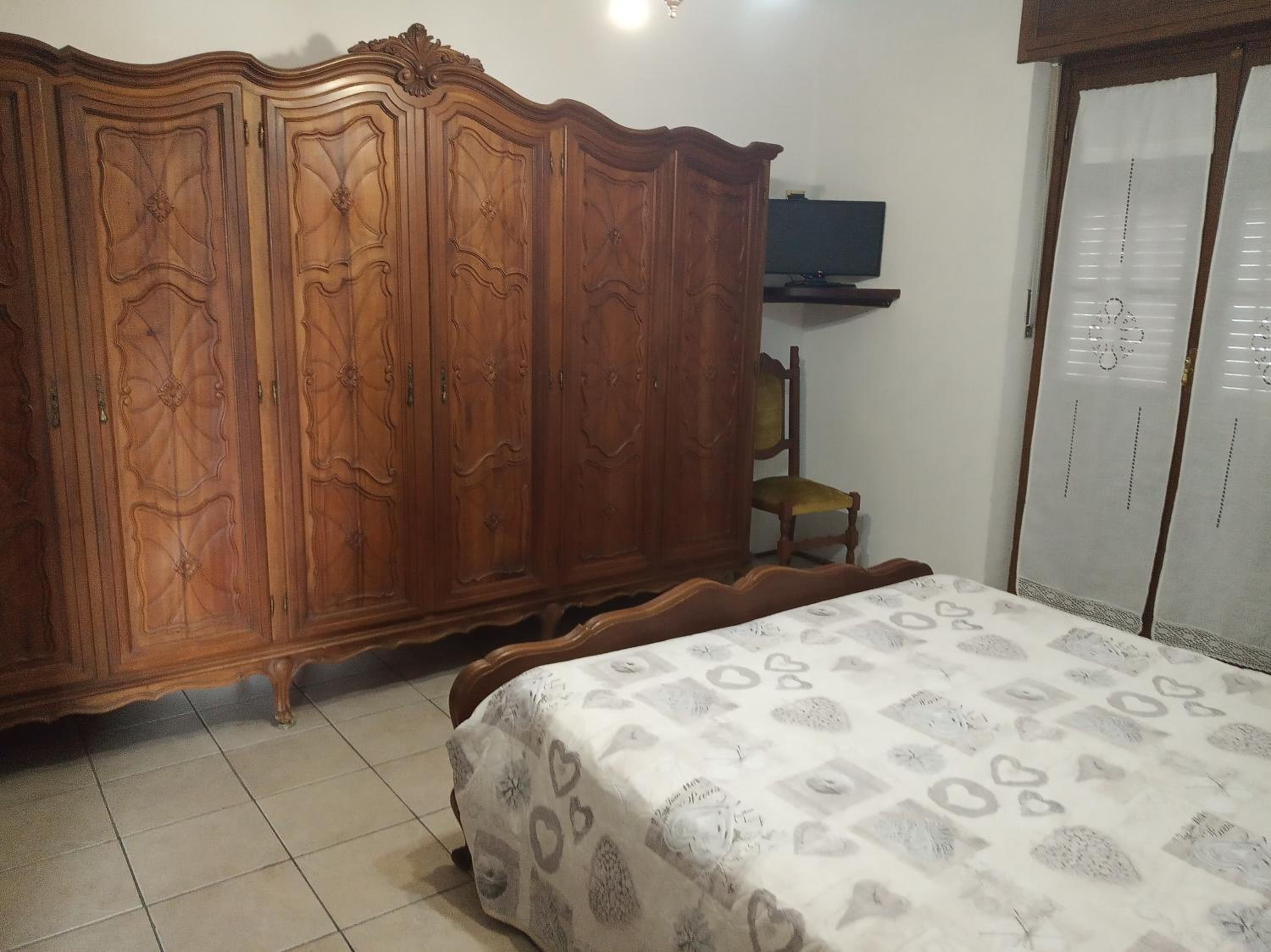 Double Room - Photo 5