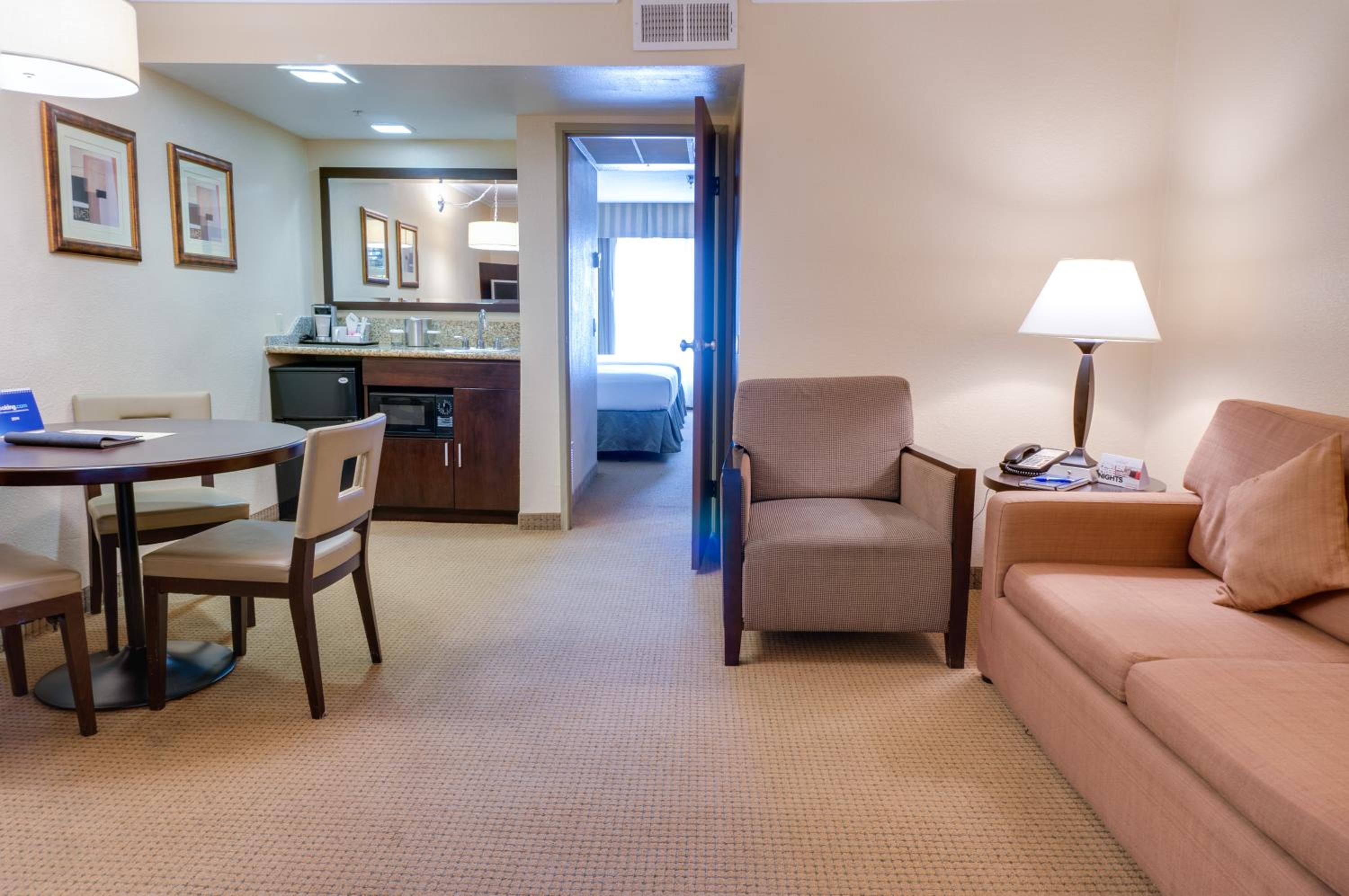 One-Bedroom Suite with Sofa Bed - Photo 1