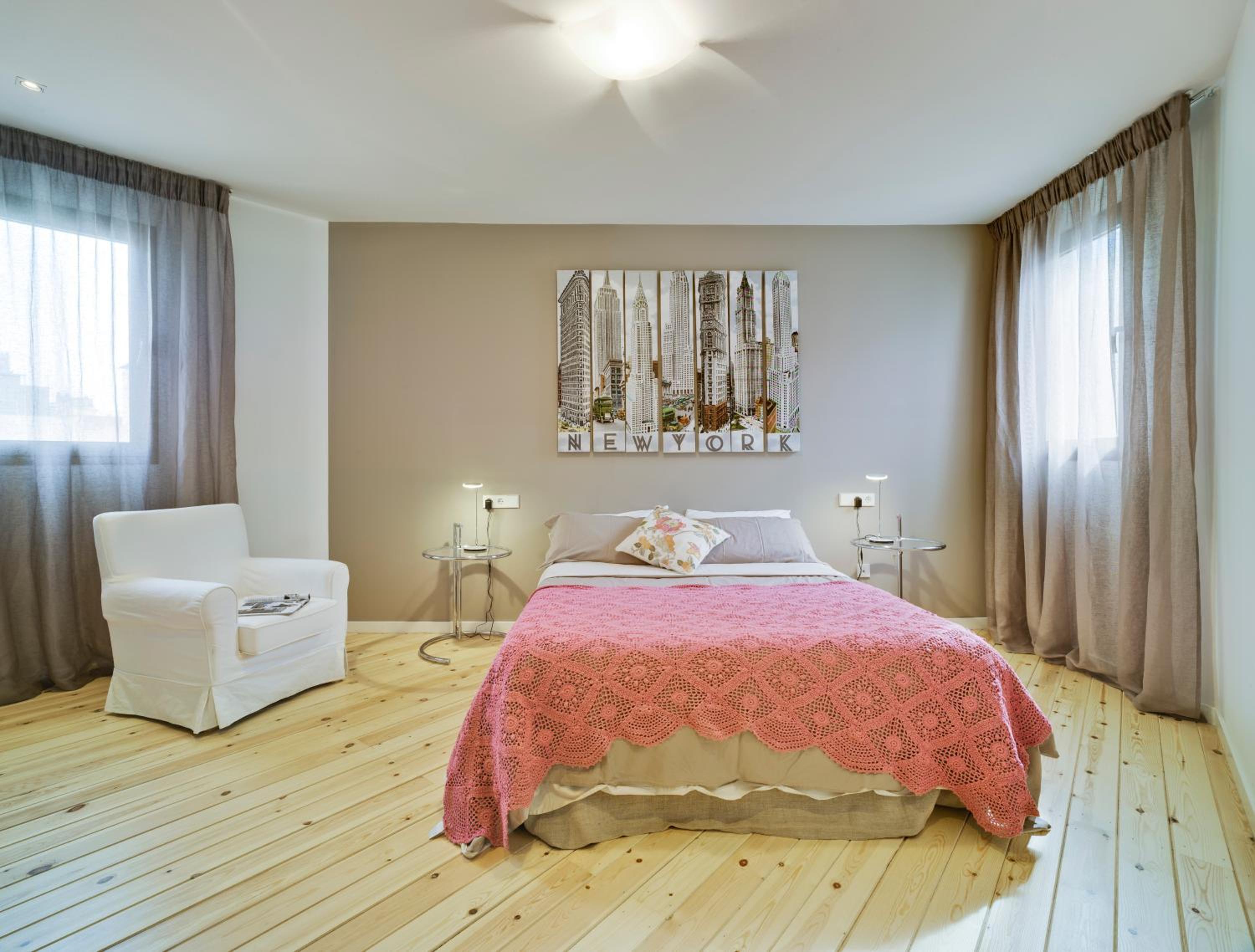 Apartamento de Dos Habitaciones con Terraza