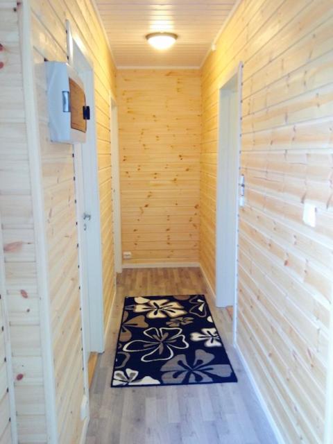 Two-Bedroom Cottage - Photo 10