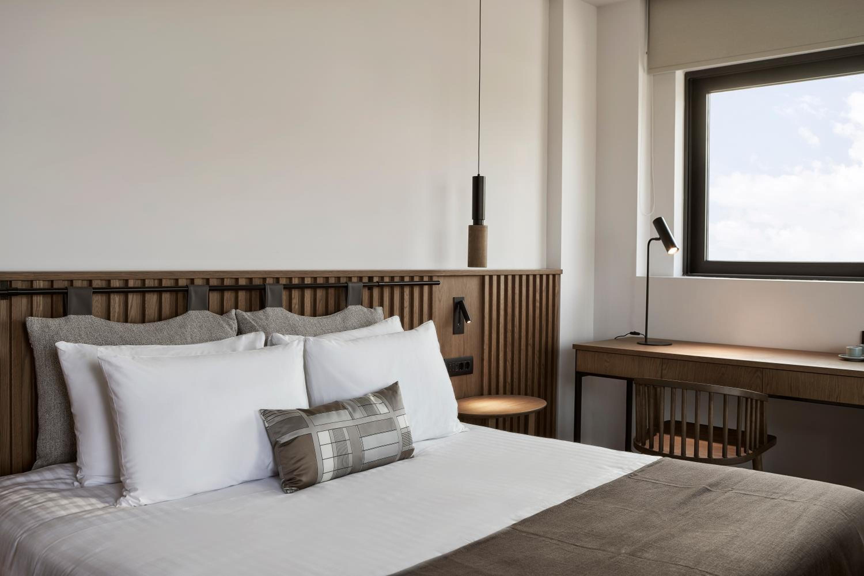 Junior Suite with Garden View