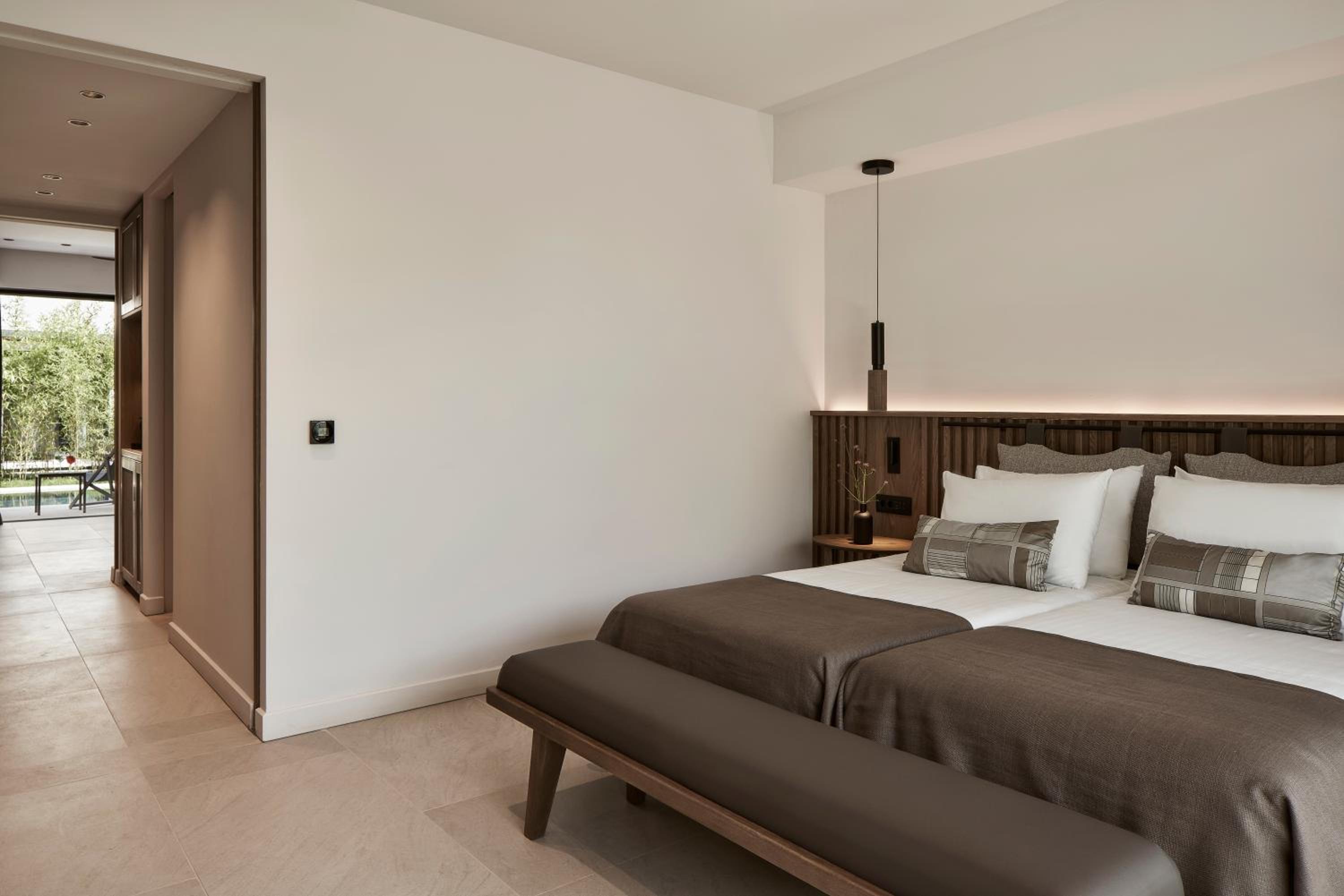 Two Bedroom Corfiot Suite with Private Pool - Photo 4