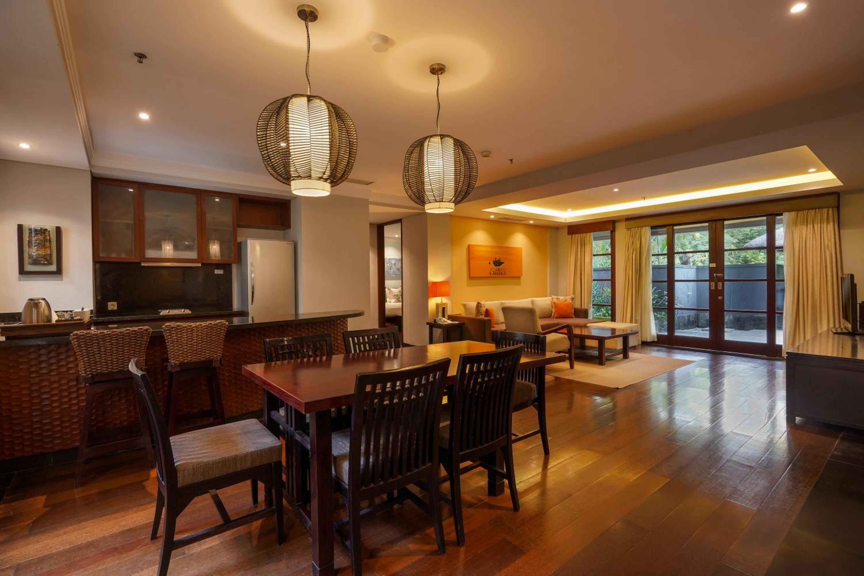 Three-Bedroom Apartment Suite - Photo 4