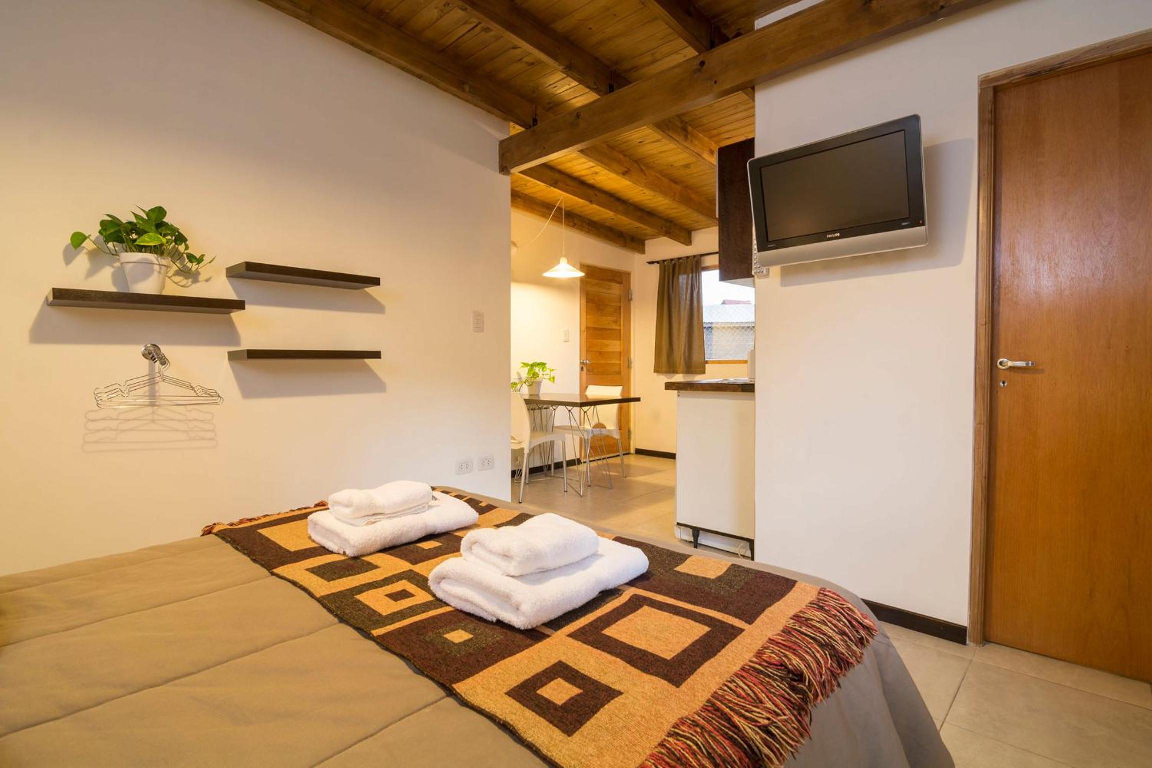 Bungalow (2 Adults) photo 3
