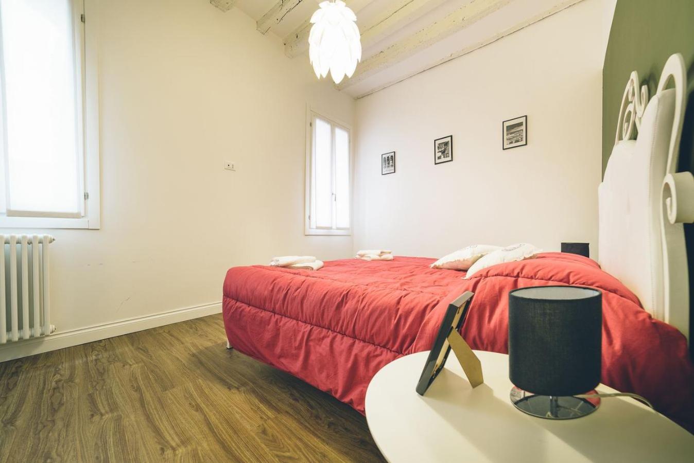 Two-Bedroom Apartment photo 2