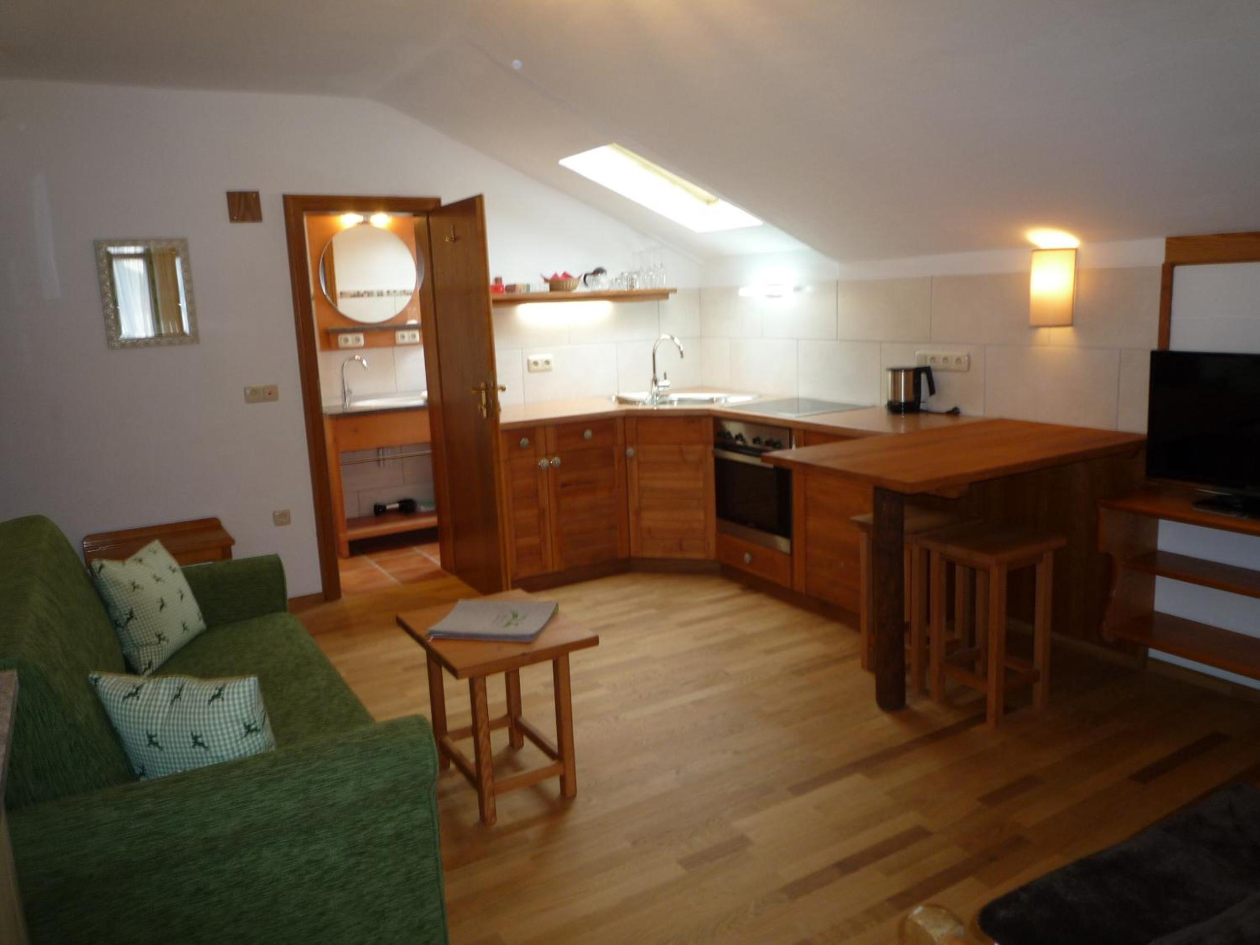Single Apartment 2. Etage photo 3
