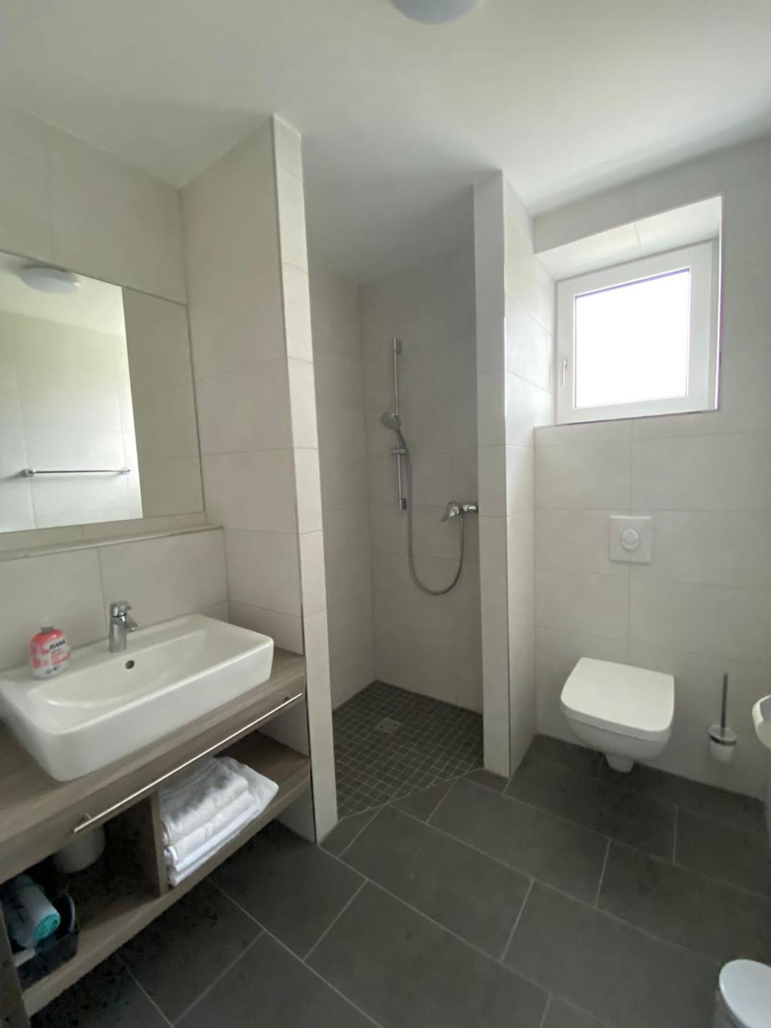 Apartment - Photo 2
