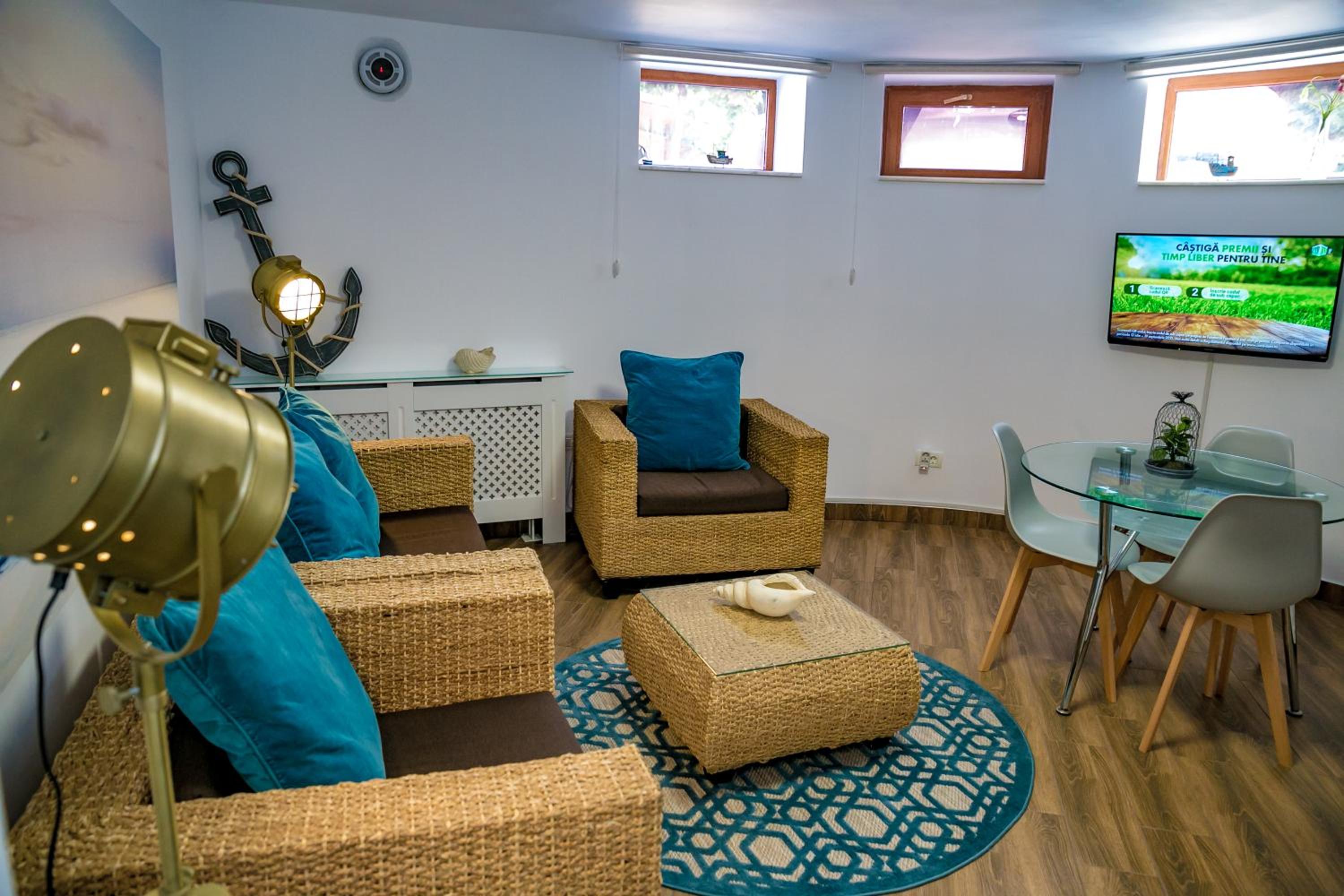 Two-Bedroom Apartment- semi-basement photo 2