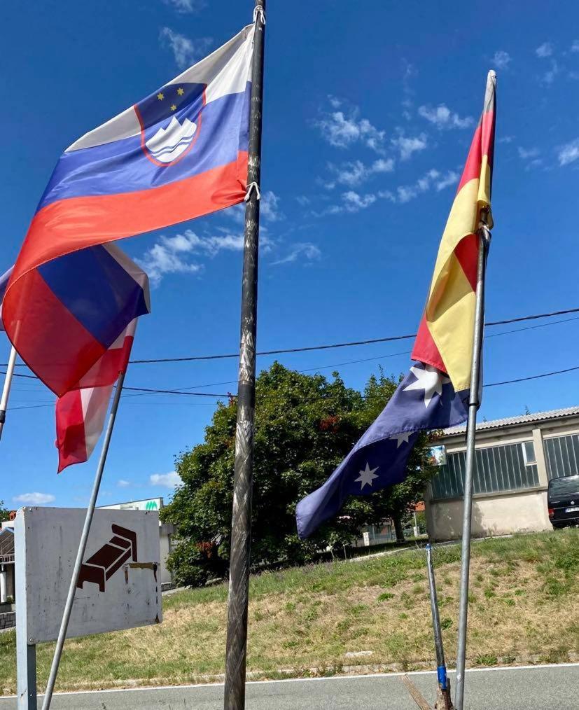 Small Double Room - Photo 7