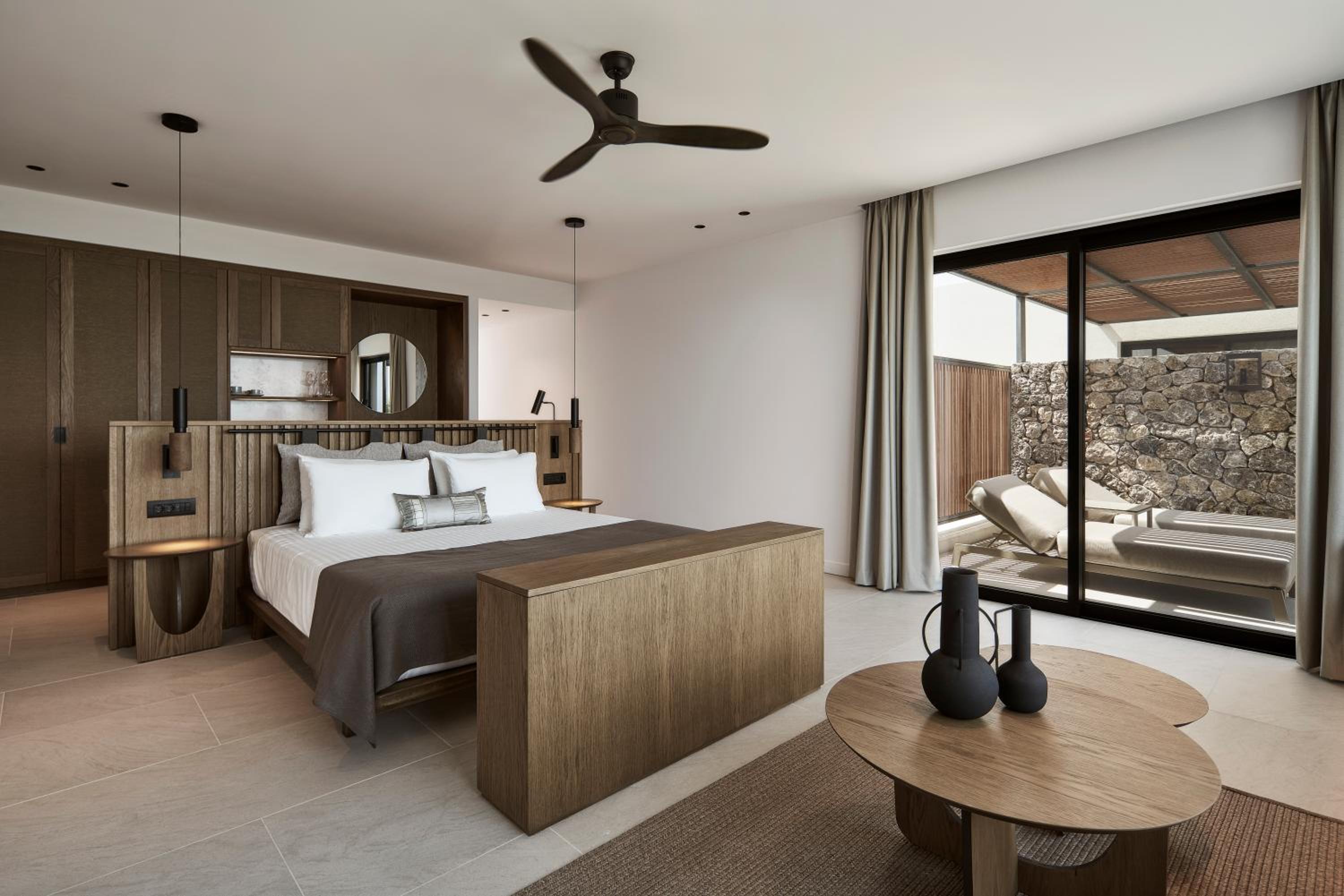 Riviera Suite with Sea View - Photo 7