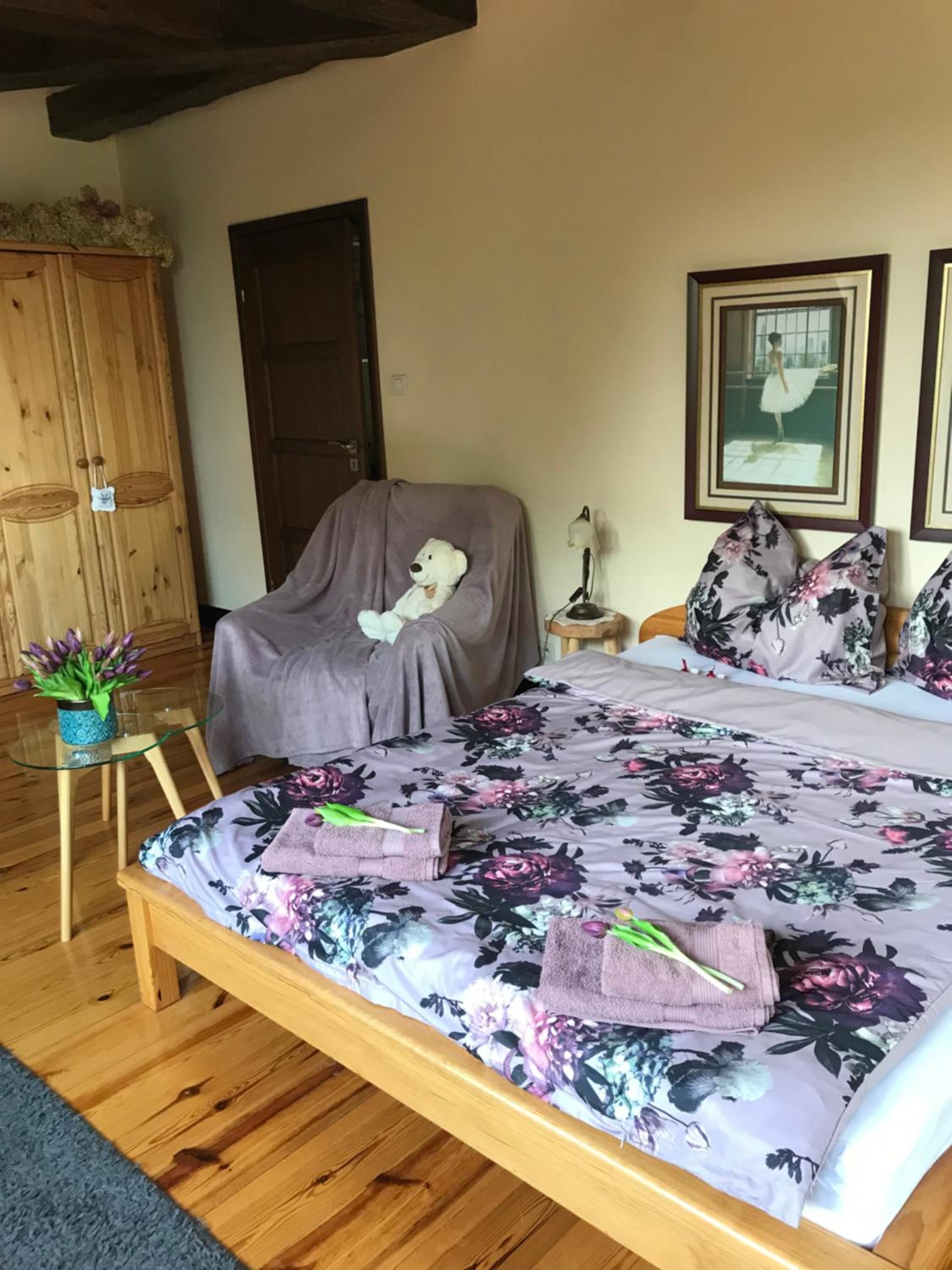 Large Double or Twin Room - Photo 5